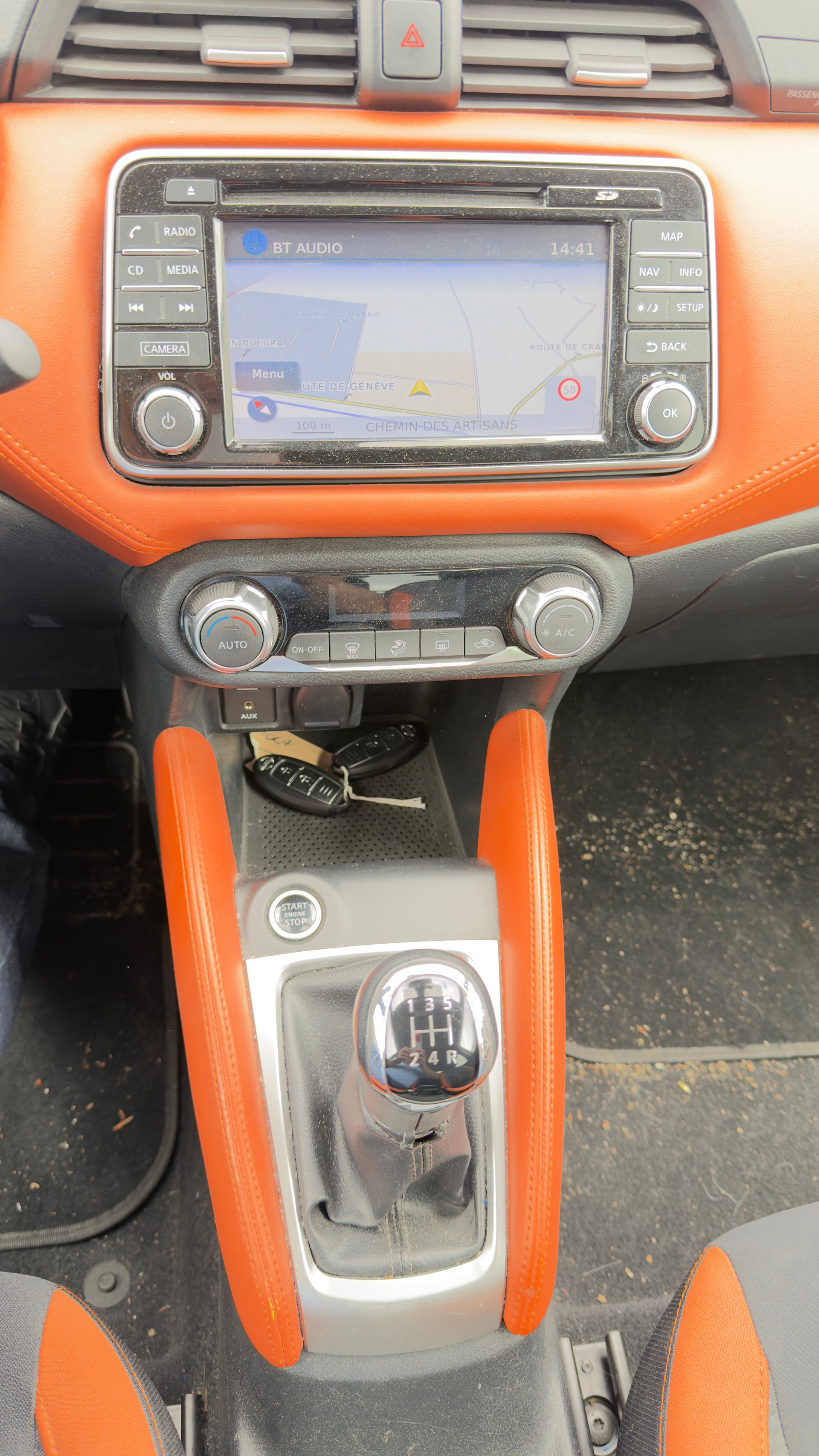 NISSAN Micra 0.9 IG-T tekna-image-11
