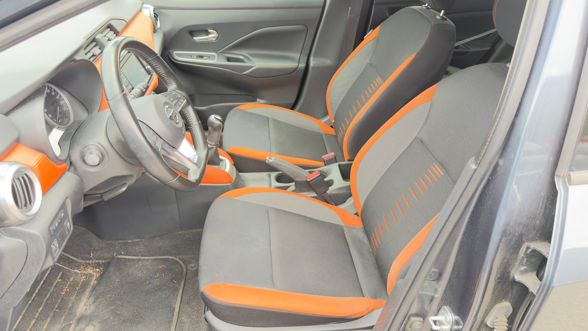NISSAN Micra 0.9 IG-T tekna-image-10