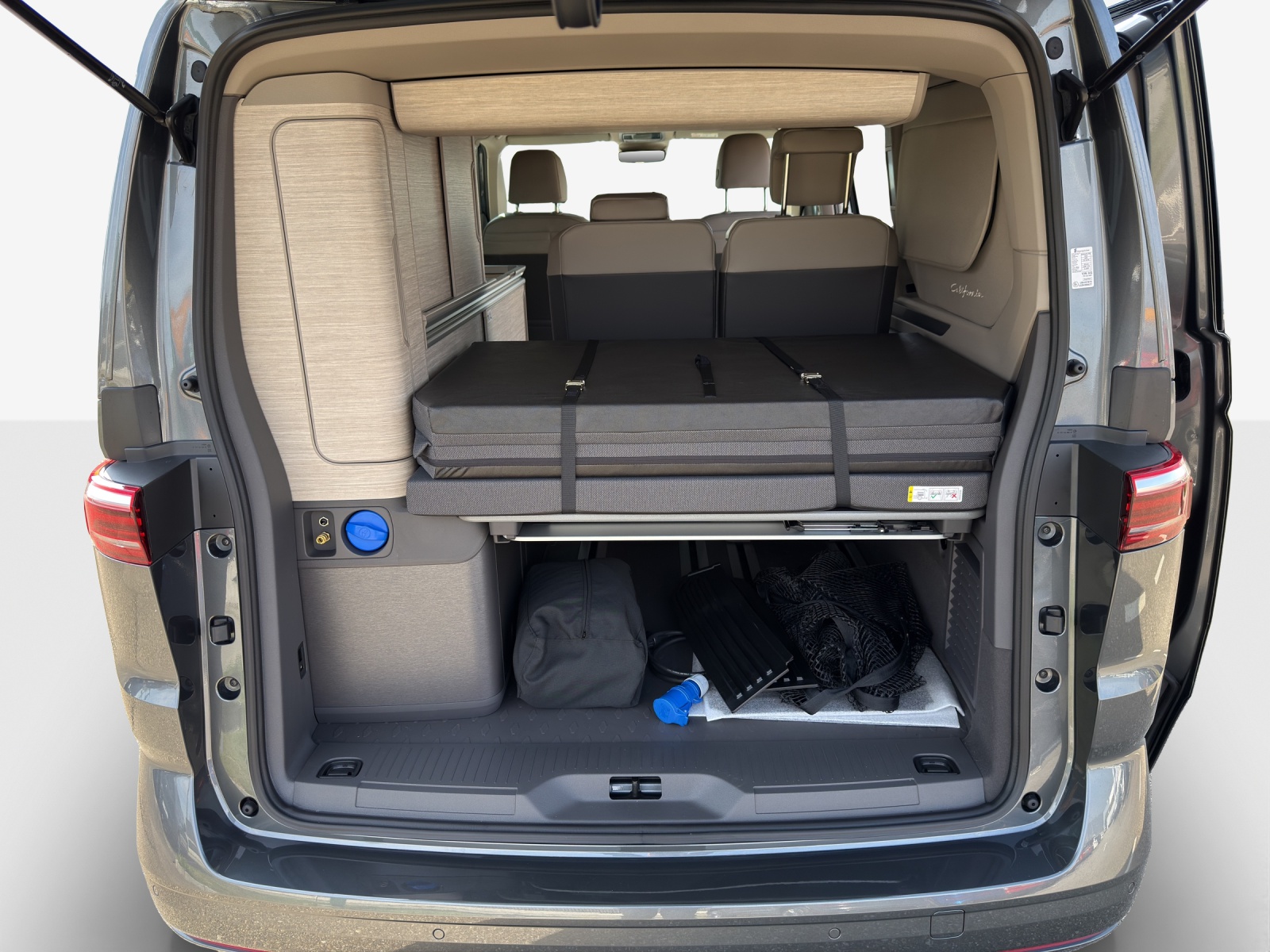 VW California 2.0 TDI Ocean Liberty-image-12