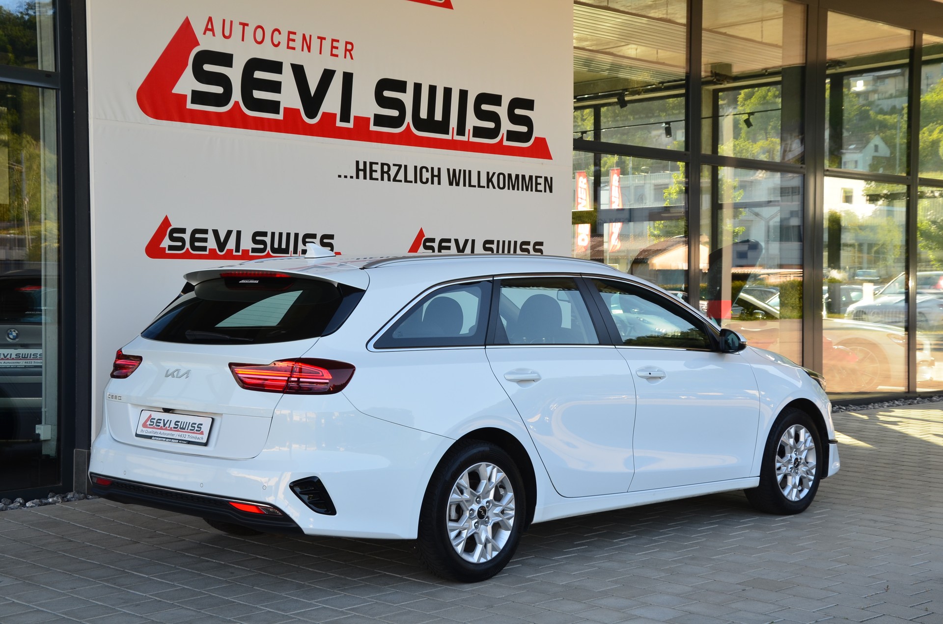 KIA Ceed Sportswagon 1.5 T-GDi Power DCT*Frisch ab MFK,1 Jahr oder 20000km Garantie auf Motor und Getriebe*-showroom-element-3