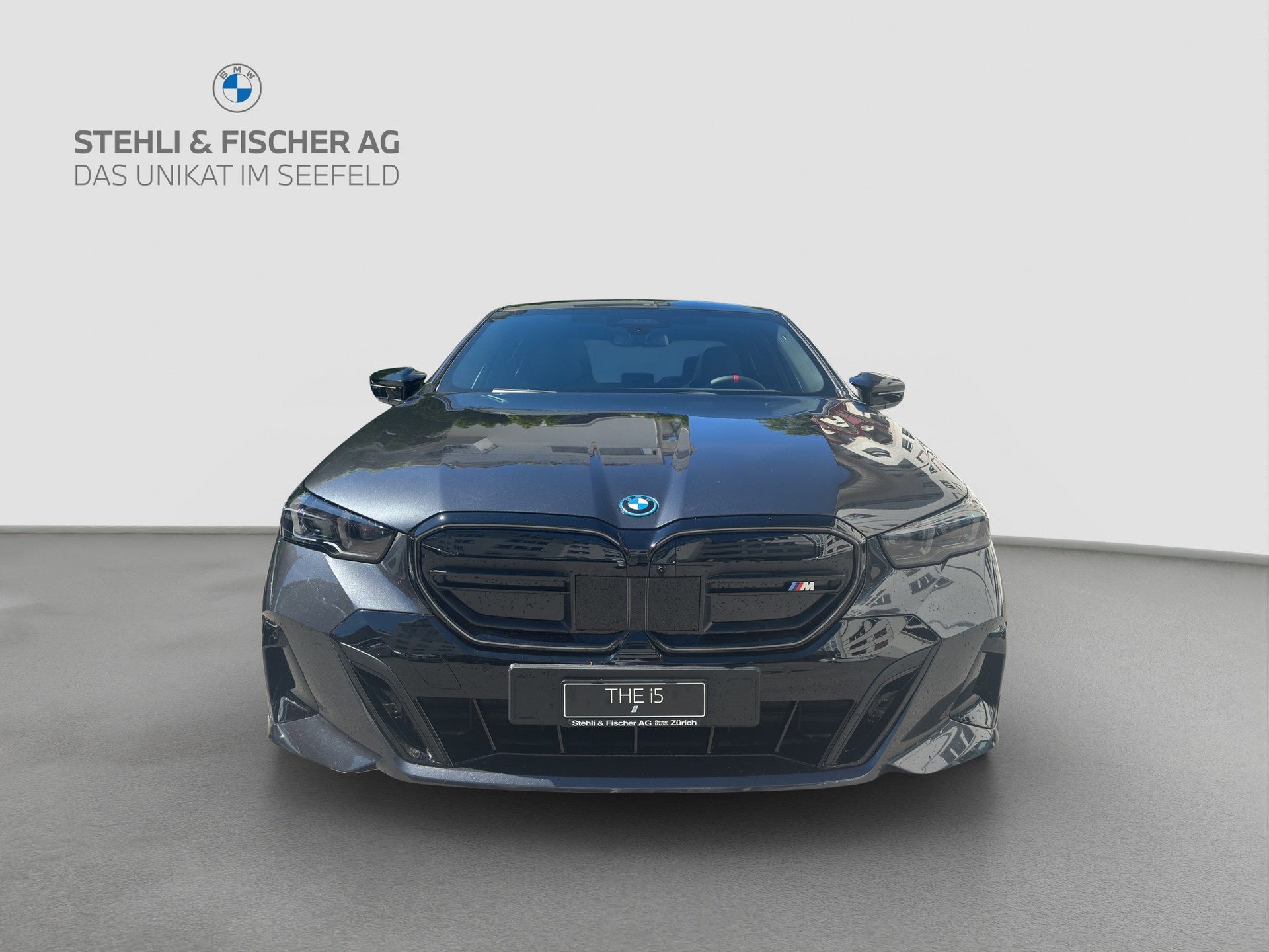 BMW i5 M60 xDrive M Sport Pro-image-4