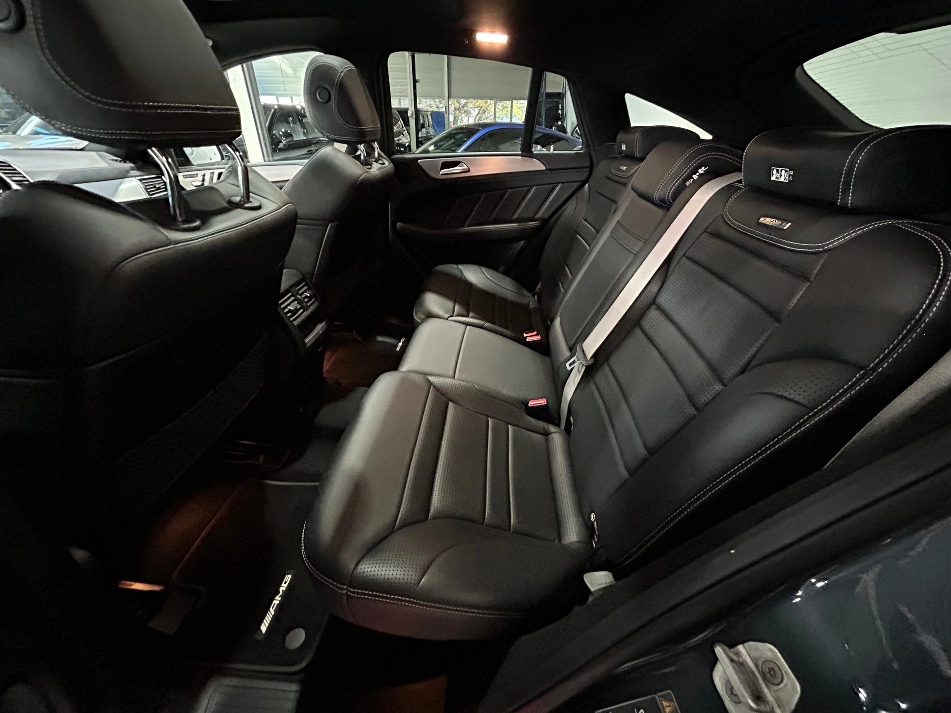 MERCEDES-BENZ GLE 63 V8 S AMG Coupé-image-10