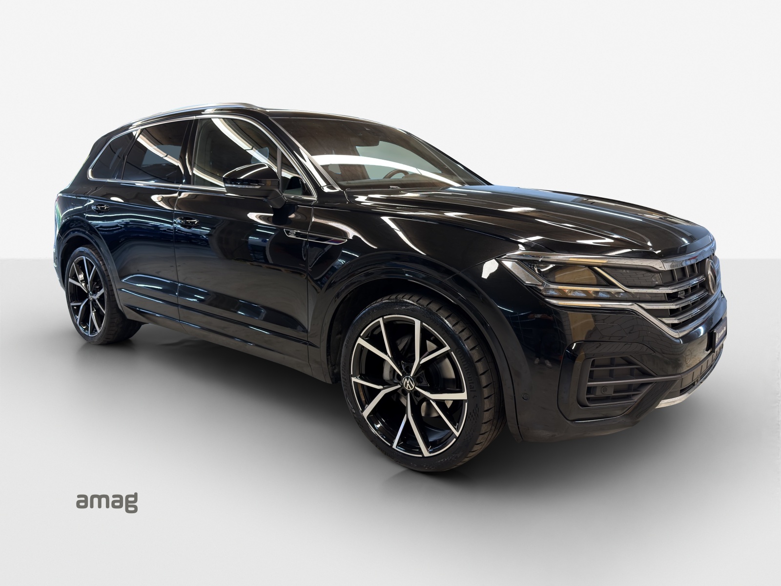 VW Touareg 3.0 TDI R Line Tiptronic-image-5