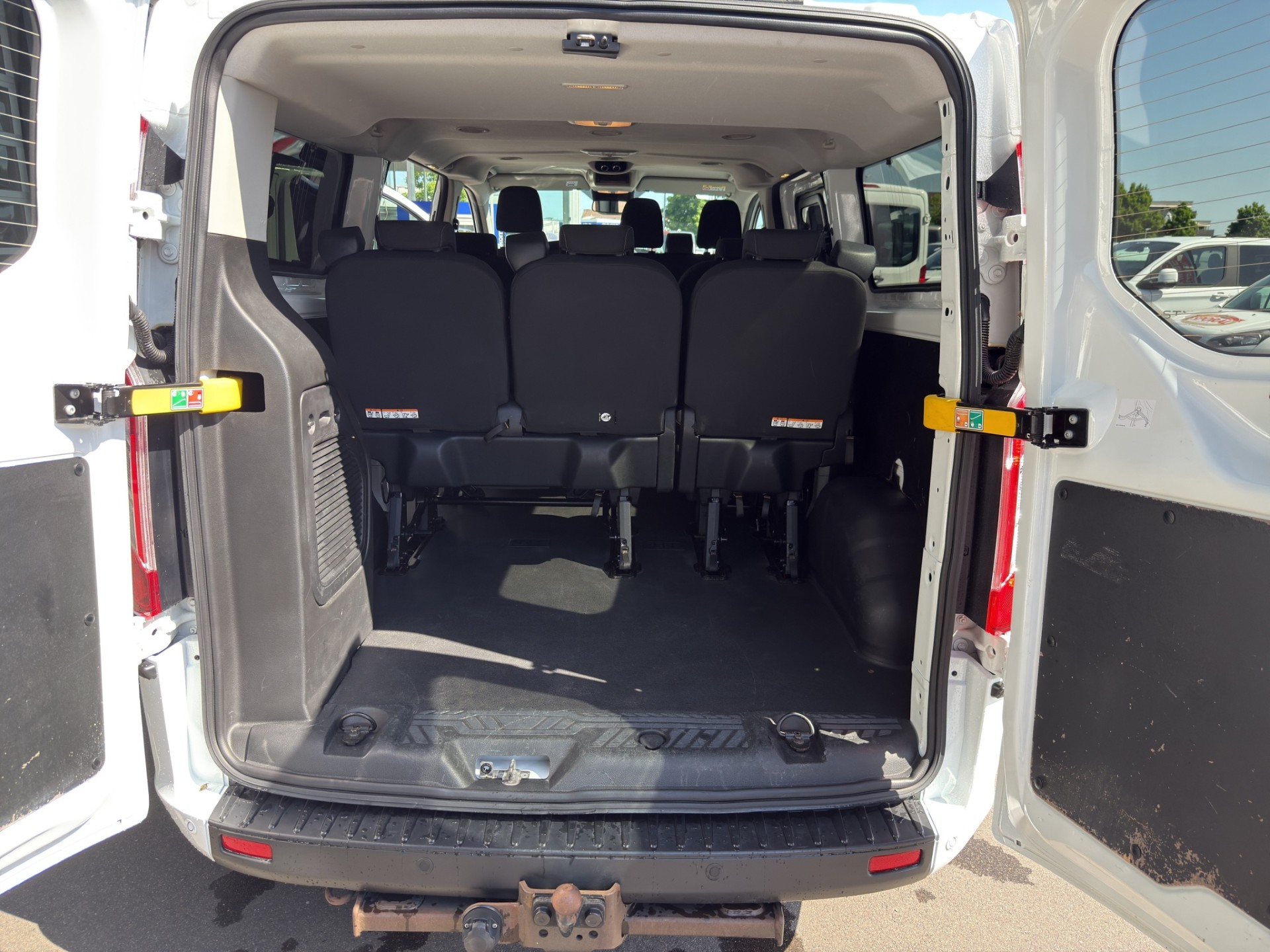 FORD Transit C Kombi 340 L2 2.0 TDCi 185 Trend-image-13