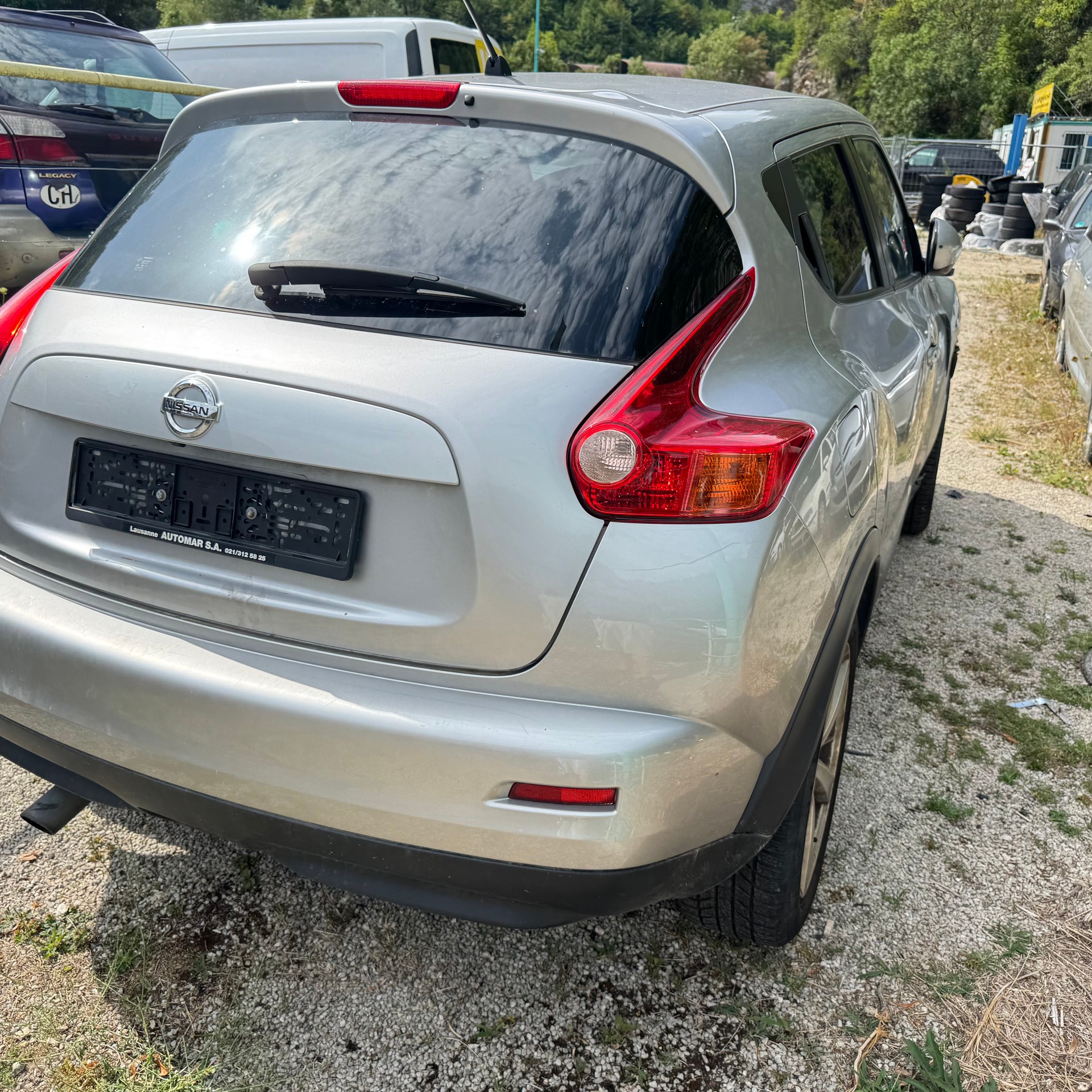 NISSAN Juke 1.6 DIG-T Shiro 4x4 Xtronic M-CVT-image-3