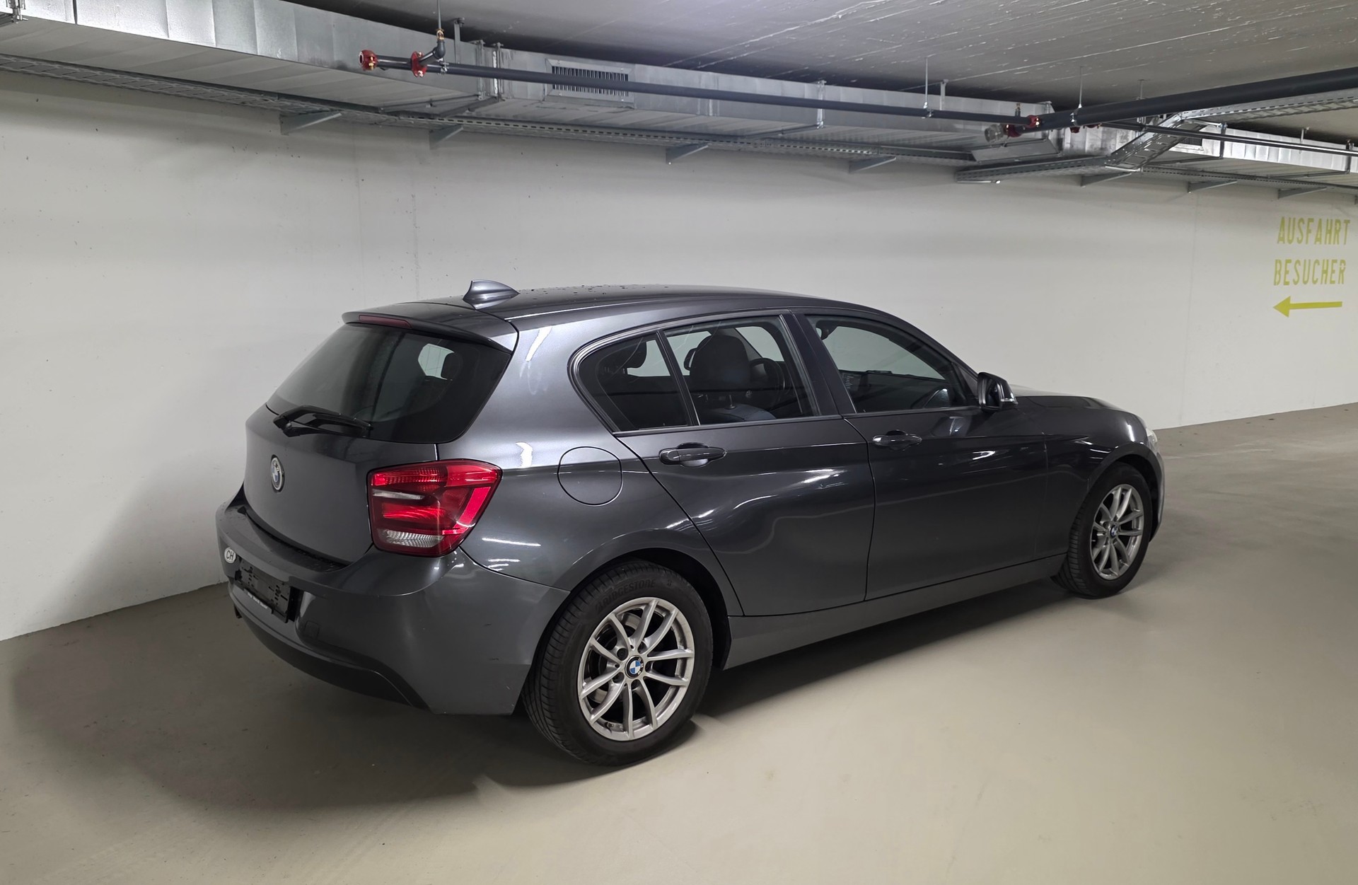 BMW 118d Urban Line Steptronic-image-3