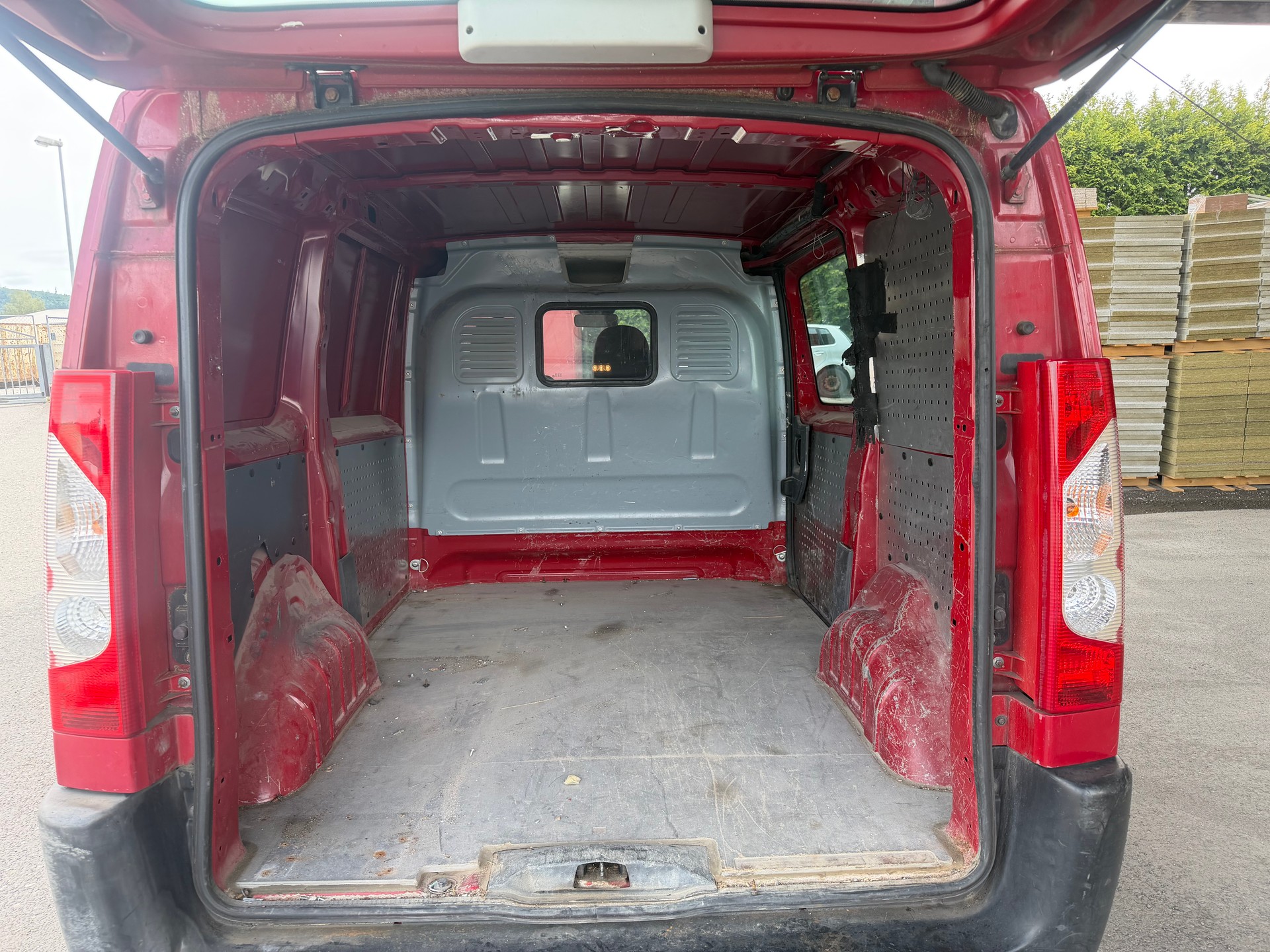 PEUGEOT Expert 2.0 HDi 227 L1H1-image-9