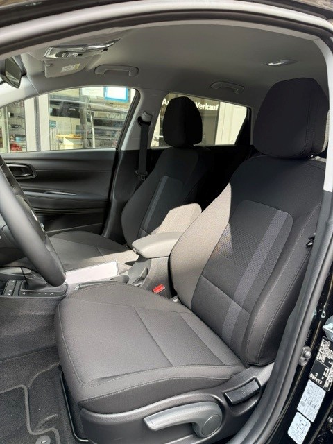 HYUNDAI i20 1.0 T-GDi Amplia-image-7