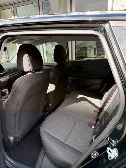 HYUNDAI i20 1.0 T-GDi Amplia-image-14
