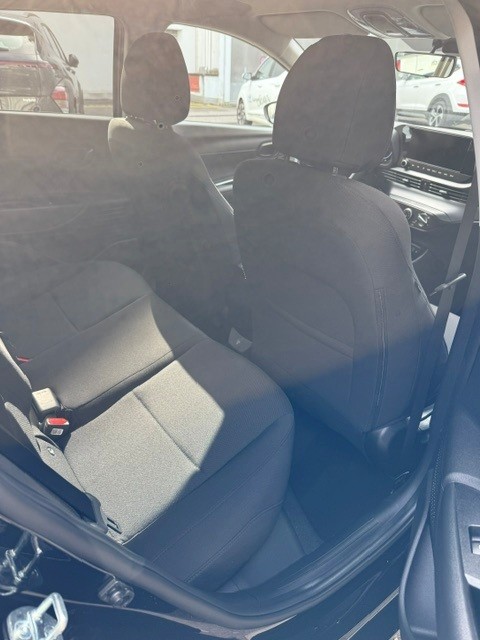 HYUNDAI i20 1.0 T-GDi Amplia-image-15