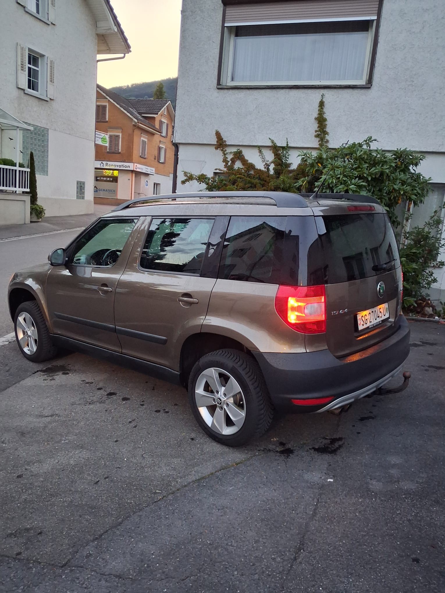 SKODA 1.8 TSI Ambition 4x4-image-2
