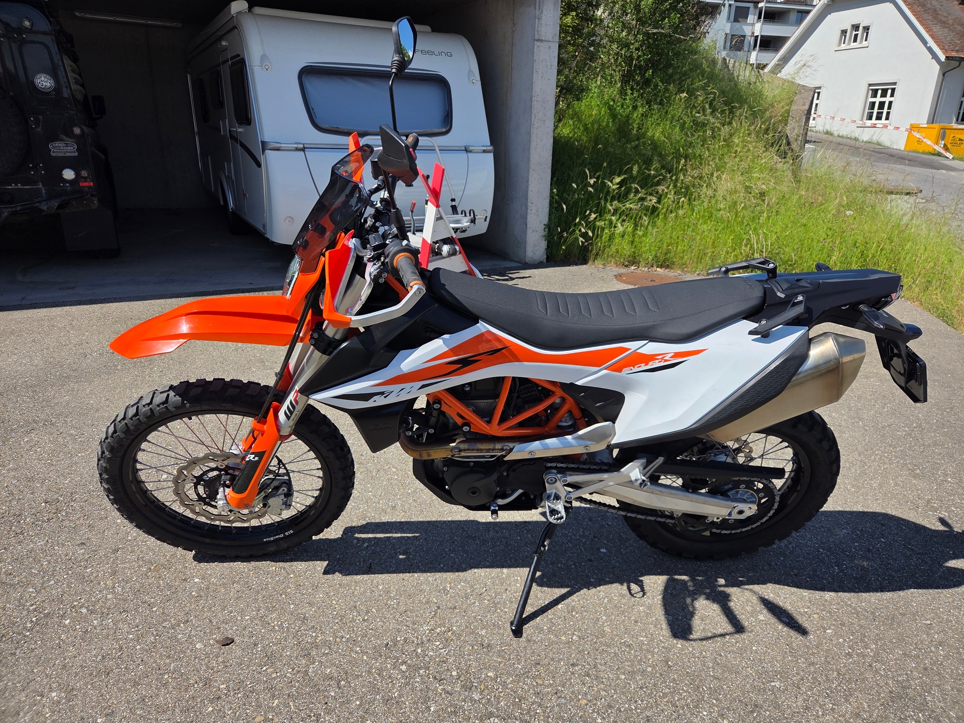 KTM 690 Enduro R-image-1