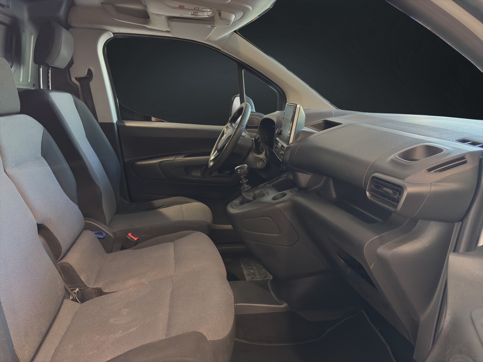 OPEL Combo F 1.2 XHL Cargo Essentia start/stop Long-image-11