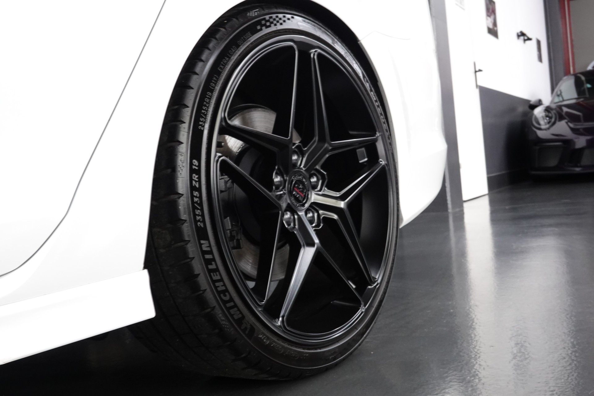 VW GOLF VARIANT 2.0 TSI R 4 Motion DSG CH-FZ ON TOP-image-12