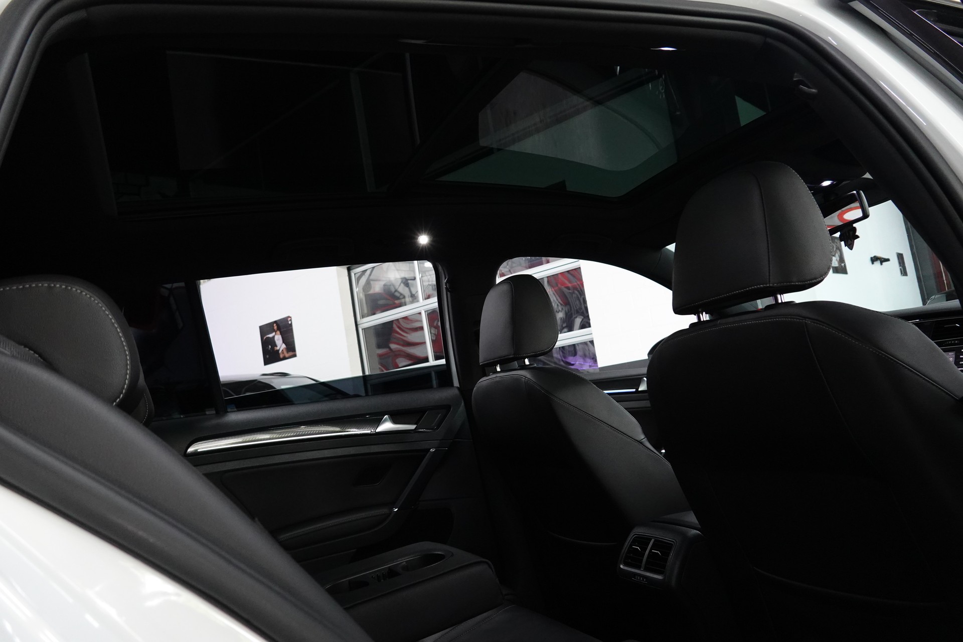 VW GOLF VARIANT 2.0 TSI R 4 Motion DSG CH-FZ ON TOP-image-33