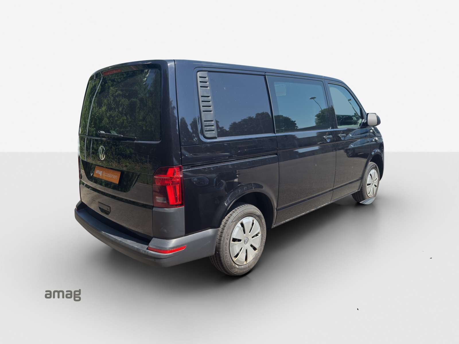 VW T6.1 2.0 TDI 4Motion DSG-image-4