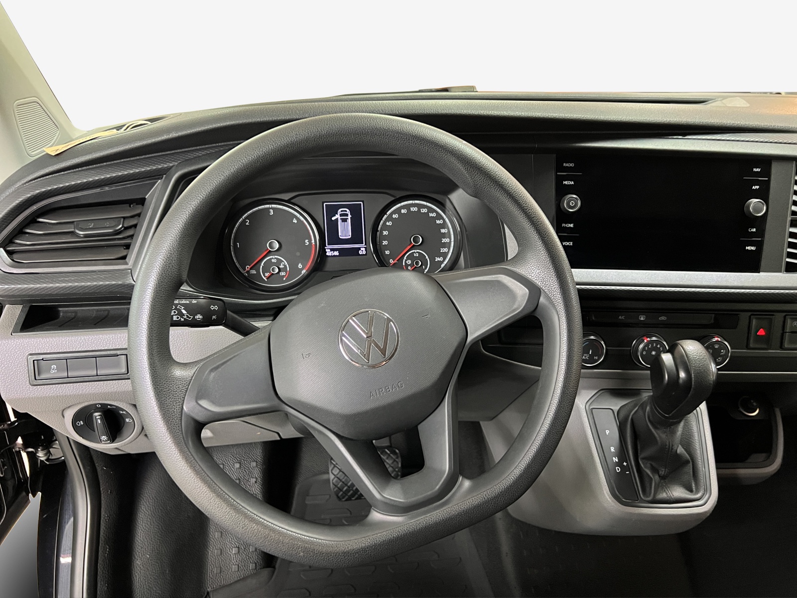 VW T6.1 2.0 TDI 4Motion DSG-image-9