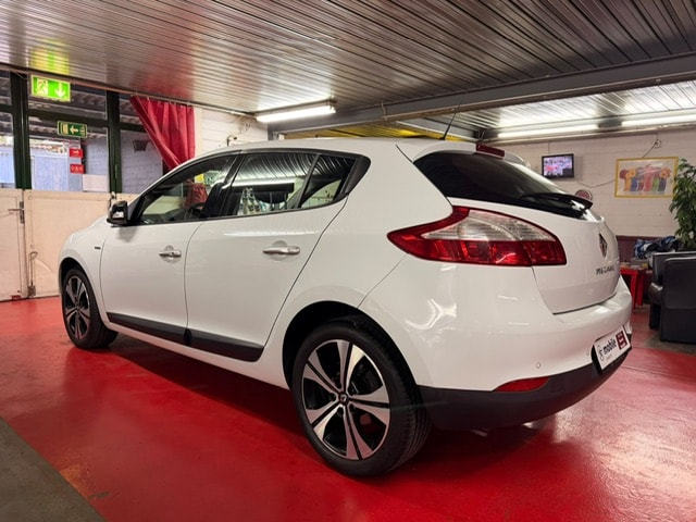 RENAULT Mégane 1.4 16V Turbo Privilège-image-5