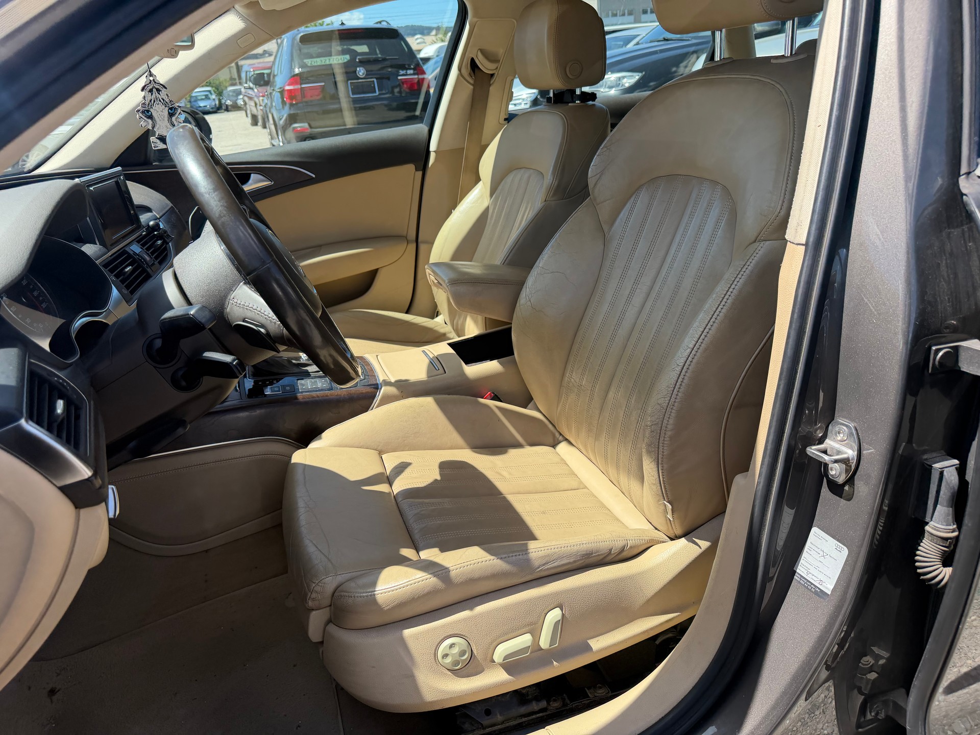 AUDI A6 Avant 2.0 TDI multitronic-image-9