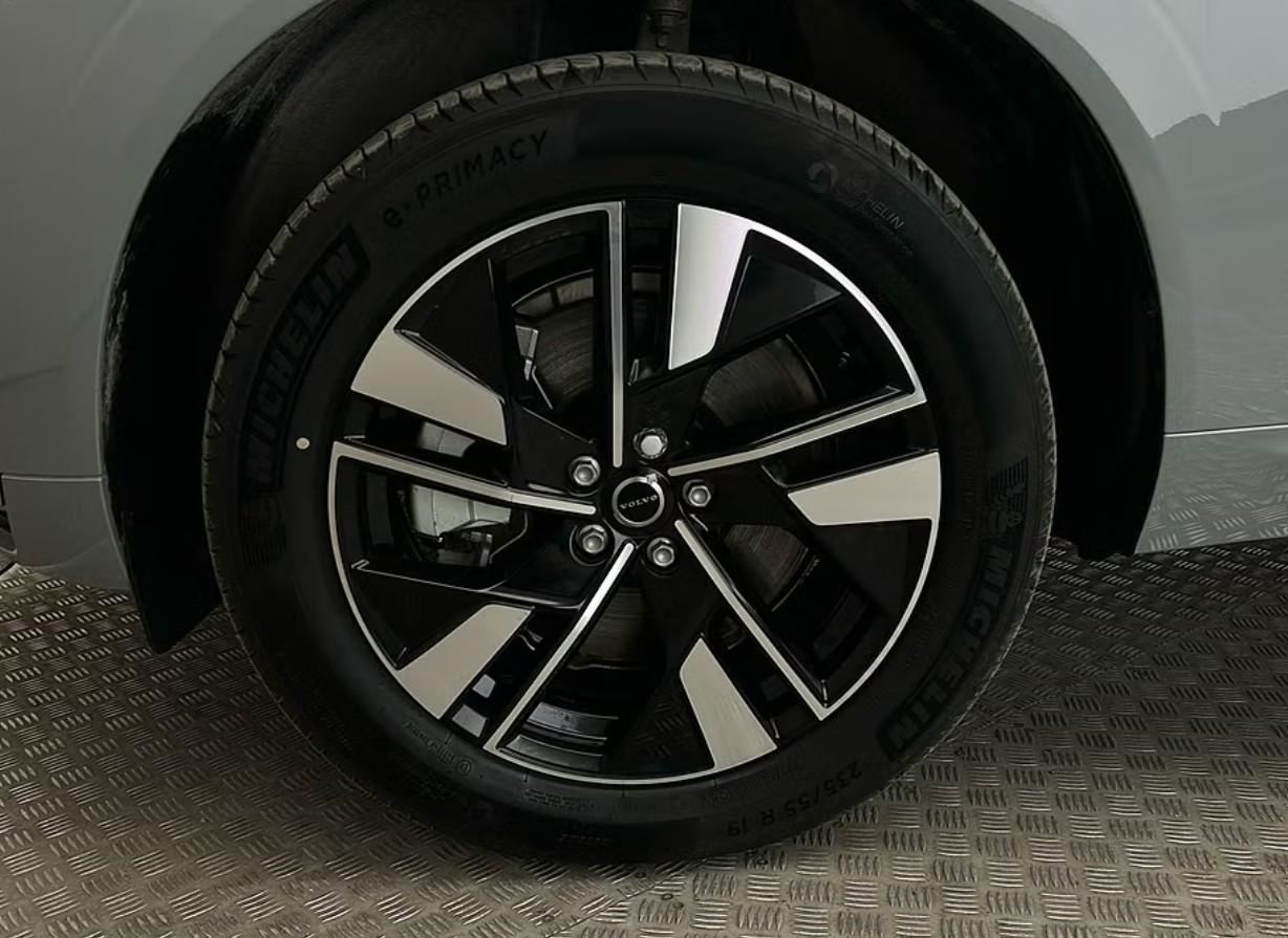 VOLVO XC60 T6 eAWD PluginHybrid Plus Bright Geartronic-image-9