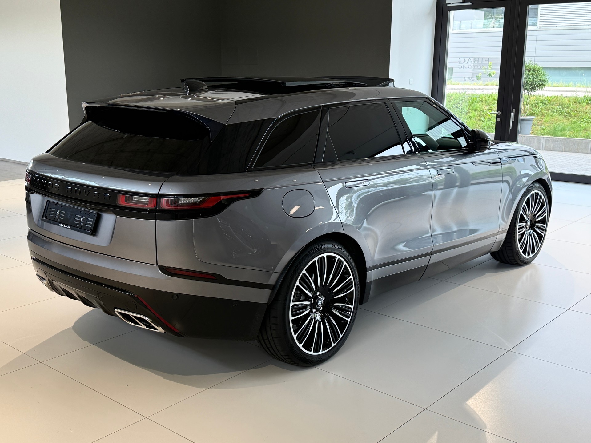 LAND ROVER Range Rover Velar R-Dynamic D 300 S Automatic***Facelift***Panoramadach***Luftfederung***Alu-22Zoll***-image-38