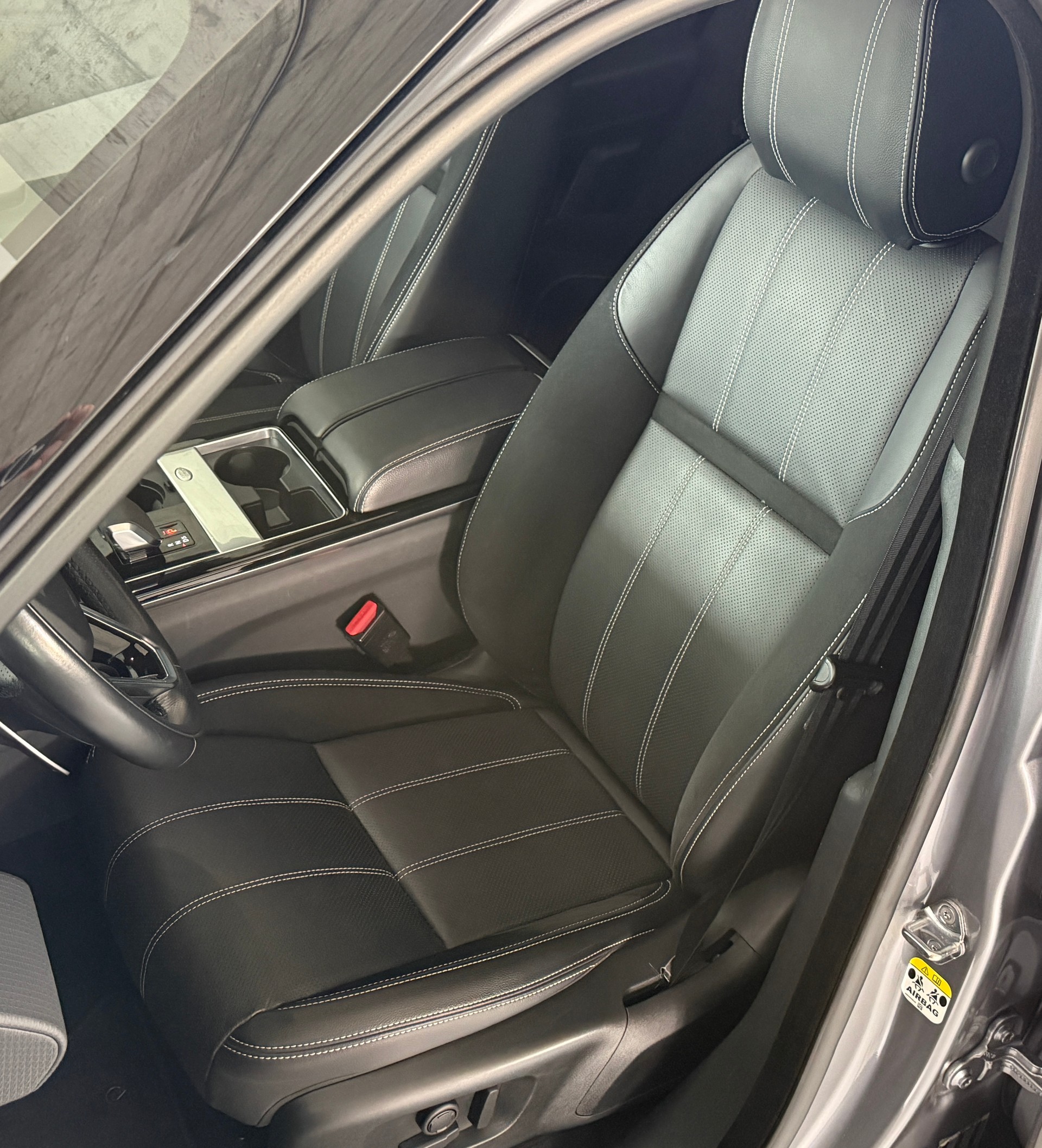 LAND ROVER Range Rover Velar R-Dynamic D 300 S Automatic***Facelift***Panoramadach***Luftfederung***Alu-22Zoll***-image-10