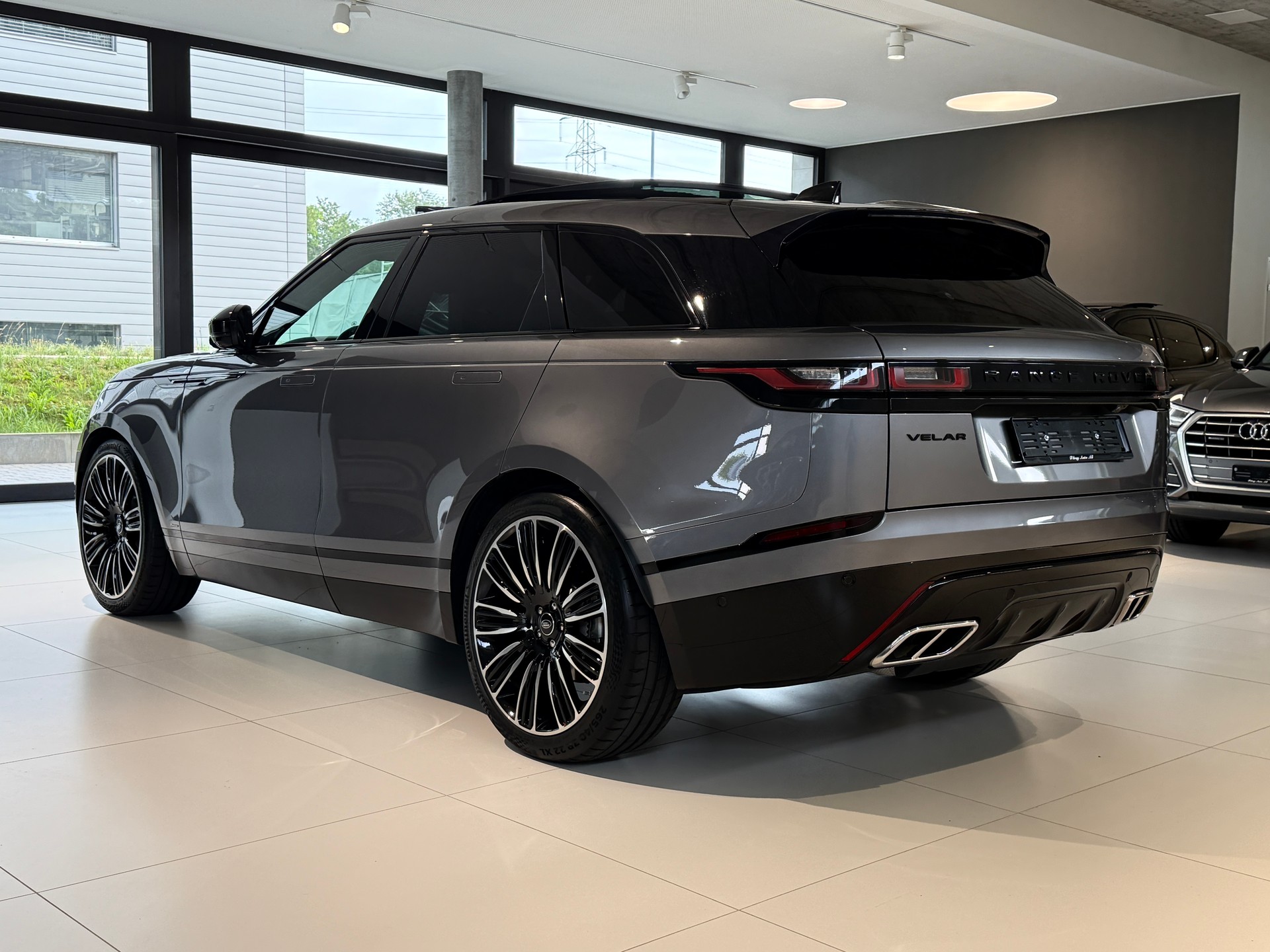 LAND ROVER Range Rover Velar R-Dynamic D 300 S Automatic***Facelift***Panoramadach***Luftfederung***Alu-22Zoll***-image-32