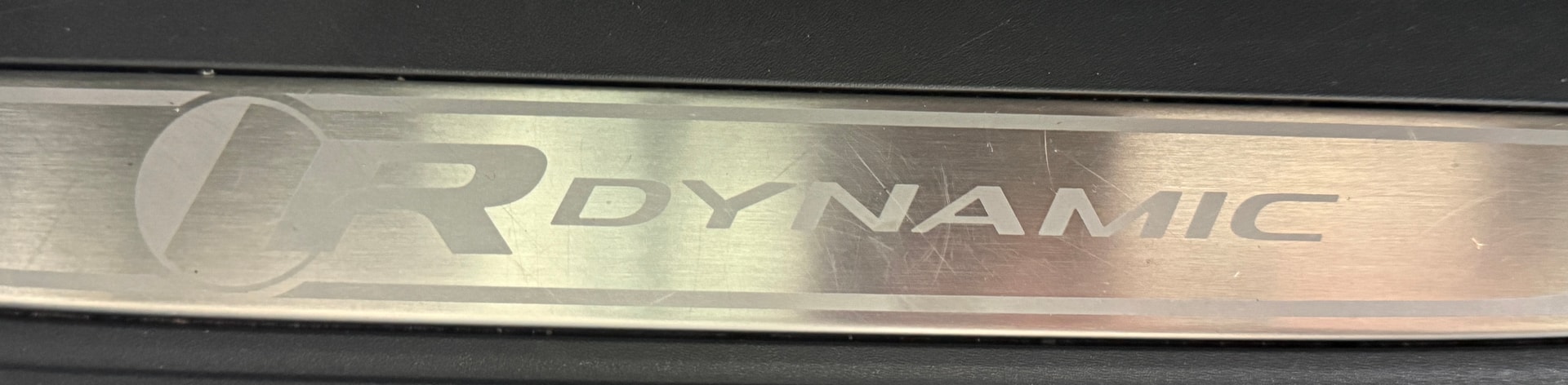 LAND ROVER Range Rover Velar R-Dynamic D 300 S Automatic***Facelift***Panoramadach***Luftfederung***Alu-22Zoll***-image-13