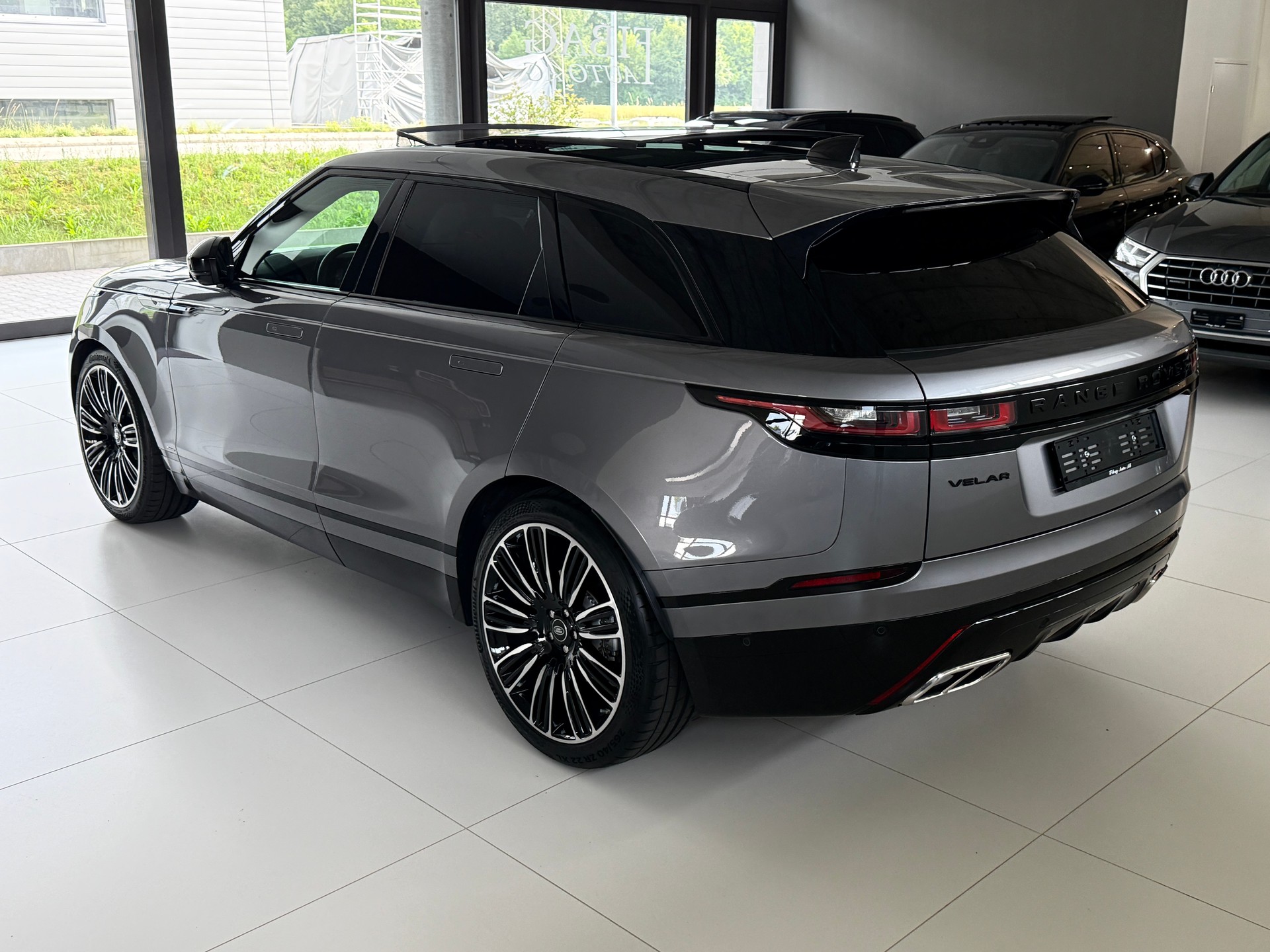 LAND ROVER Range Rover Velar R-Dynamic D 300 S Automatic***Facelift***Panoramadach***Luftfederung***Alu-22Zoll***-image-34