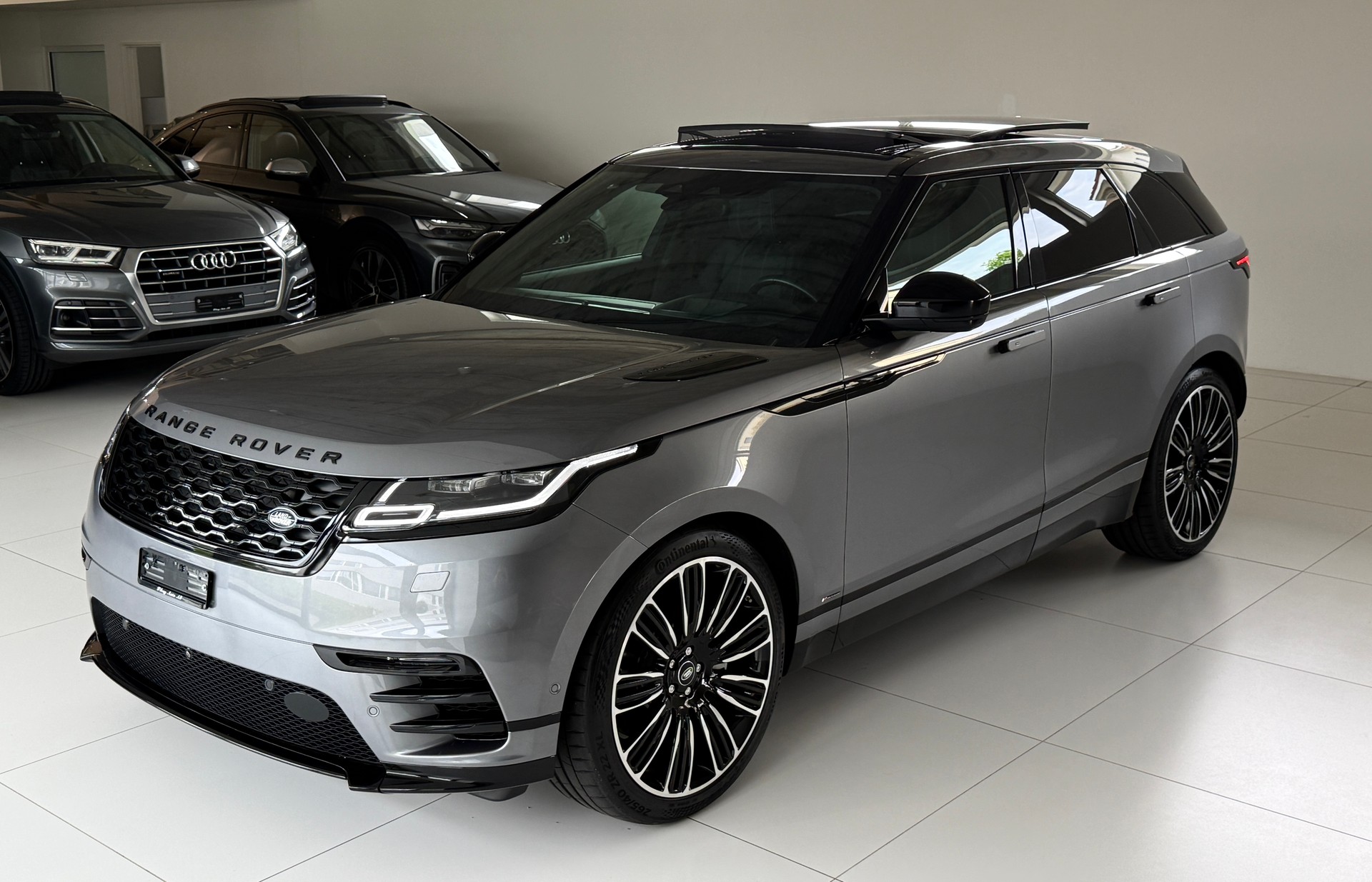 LAND ROVER Range Rover Velar R-Dynamic D 300 S Automatic***Facelift***Panoramadach***Luftfederung***Alu-22Zoll***-image-3