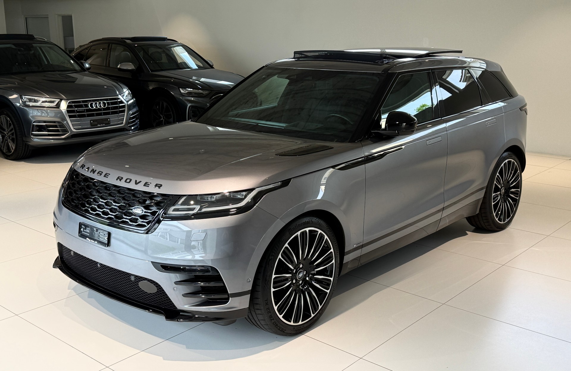 LAND ROVER Range Rover Velar R-Dynamic D 300 S Automatic***Facelift***Panoramadach***Luftfederung***Alu-22Zoll***-image-2