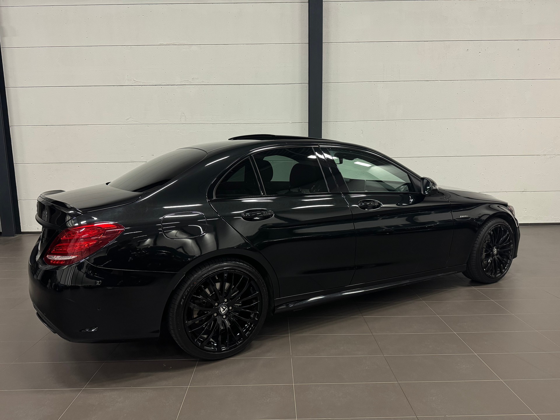 MERCEDES-BENZ C 450 AMG 4Matic 7G-Tronic-image-10