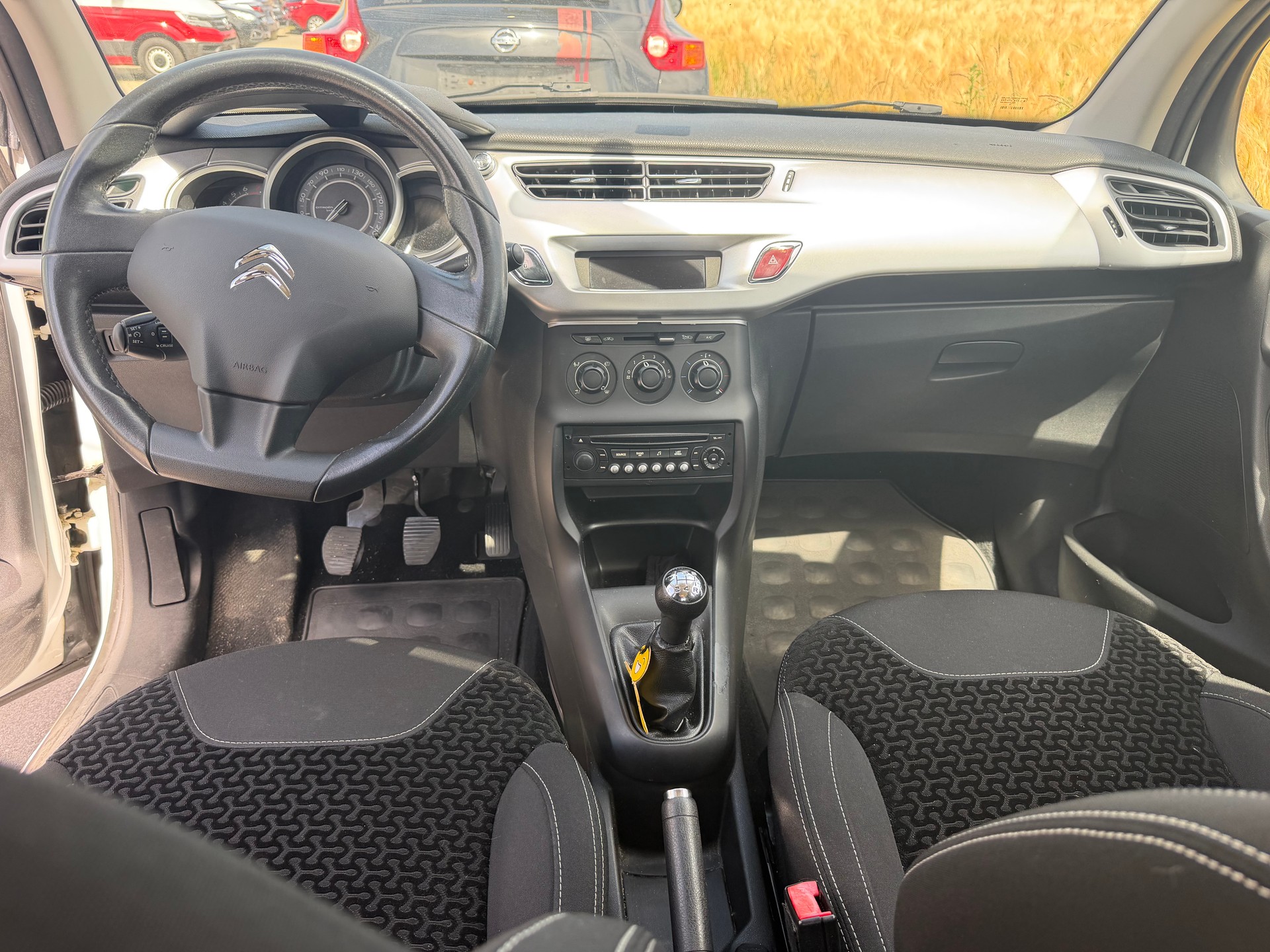 CITROEN C3 1.4i 16V Exclusive-image-7