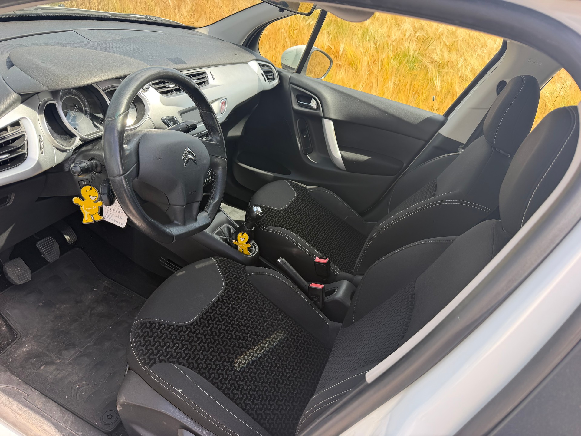 CITROEN C3 1.4i 16V Exclusive-image-5
