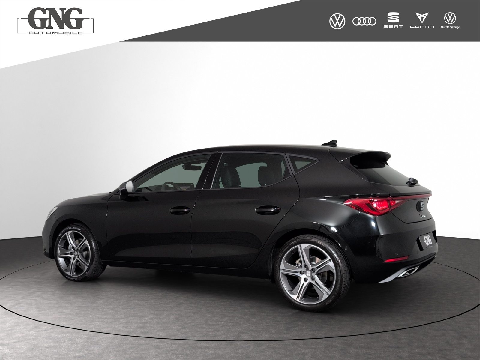 SEAT Leon 1.5 eTSI mHEV DSG Move FR-image-1