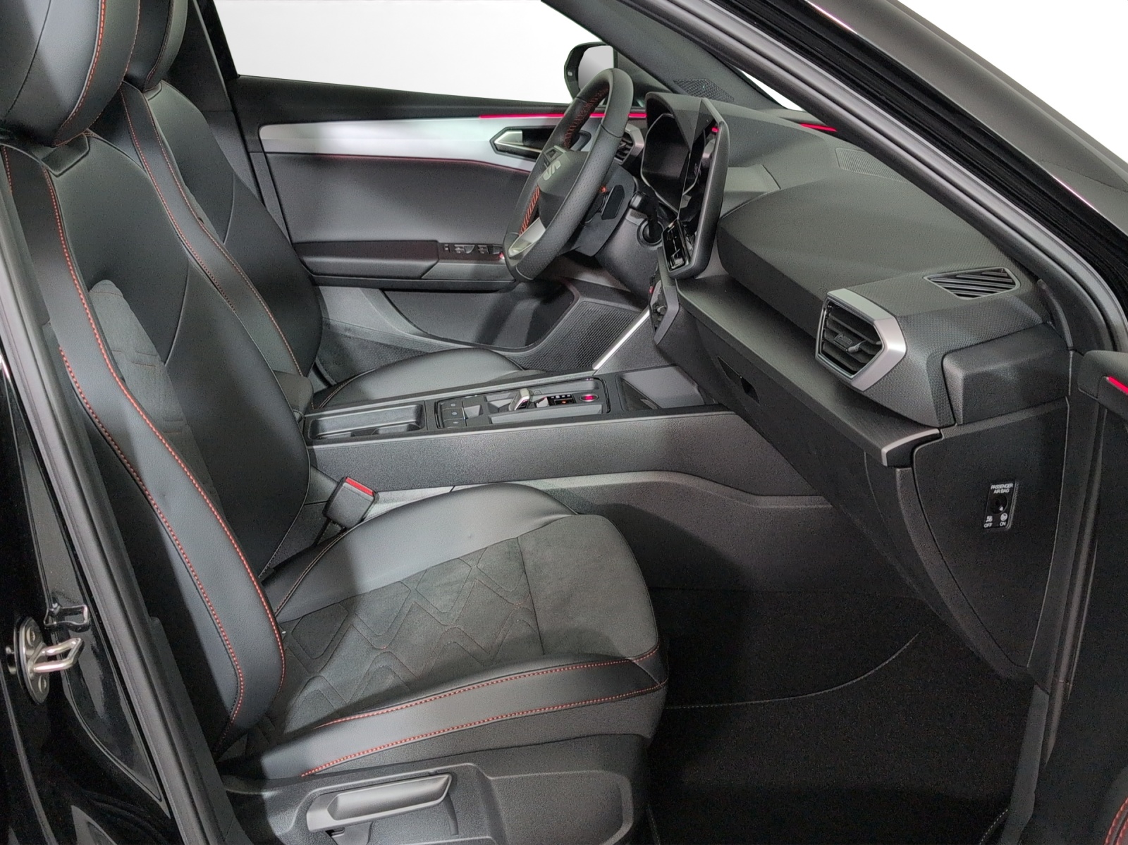 SEAT Leon 1.5 eTSI mHEV DSG Move FR-image-6