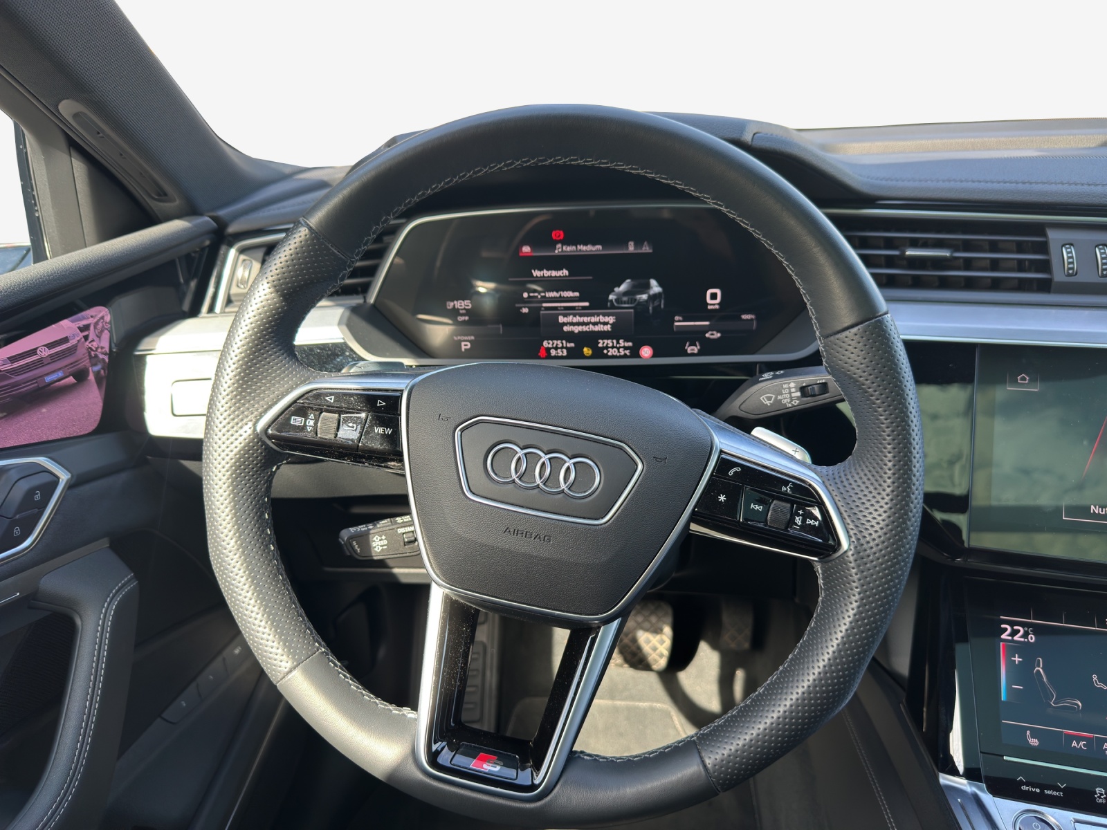 AUDI e-tron 55 Sportback S Line Black Edition quattro-image-10