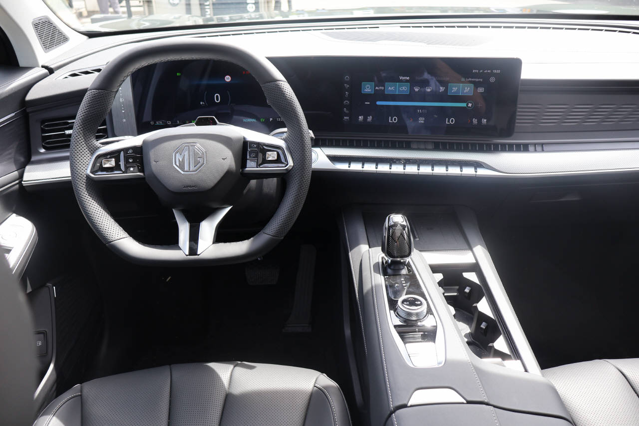 MG S9 1.5 PHEV Premium-image-10