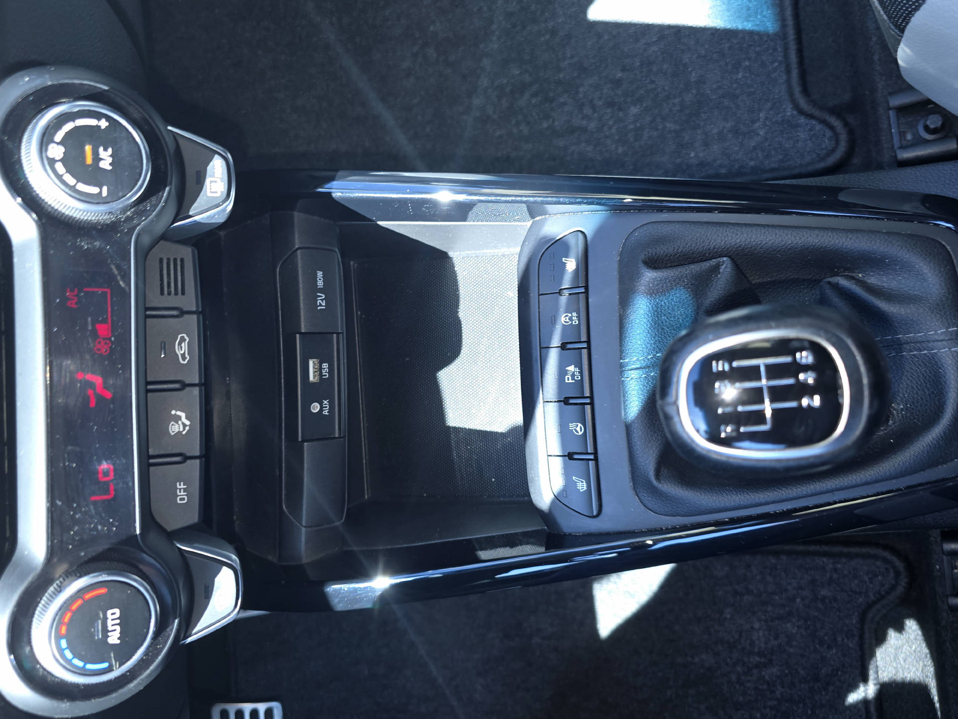 KIA Stonic 1.0 T-GDi-image-8