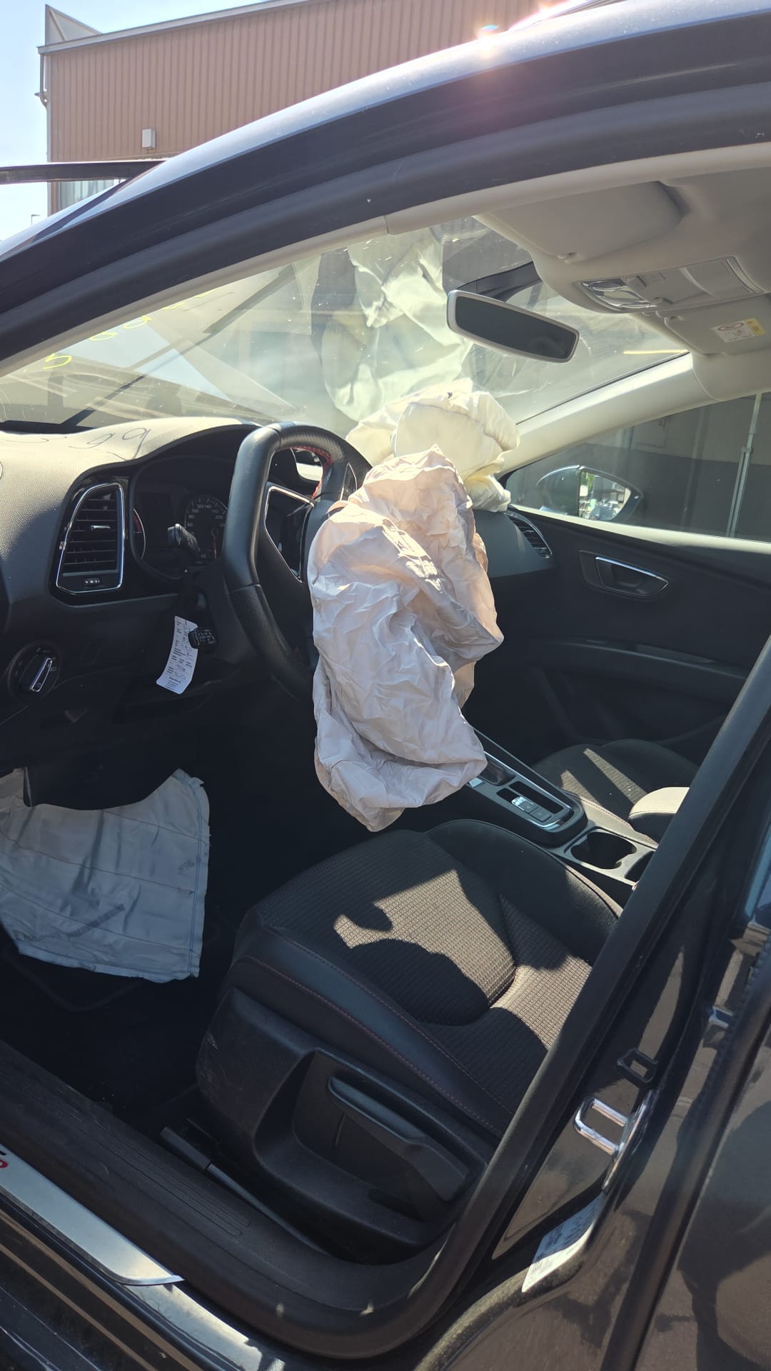 SEAT Leon ST 1.5 TSI EVO ACT SWISS FR DSG-image-3