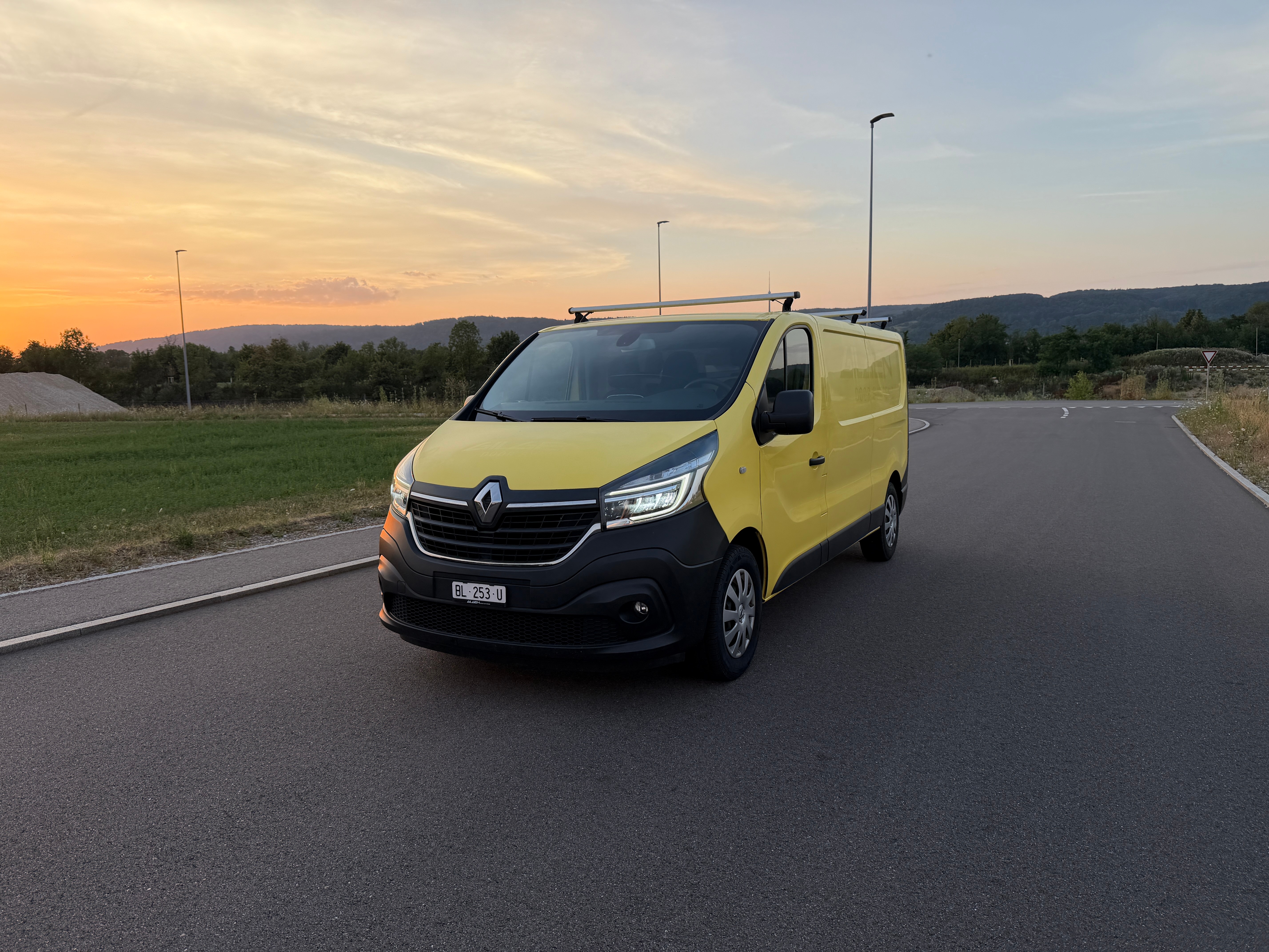 Car photo