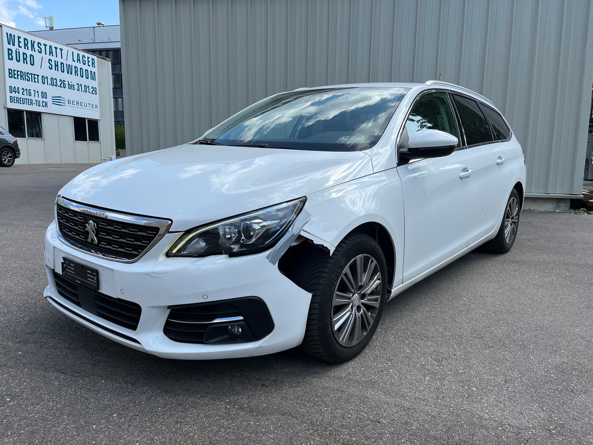 PEUGEOT 308 SW 1.5 BlueHDI Active Pack EAT8-image-0