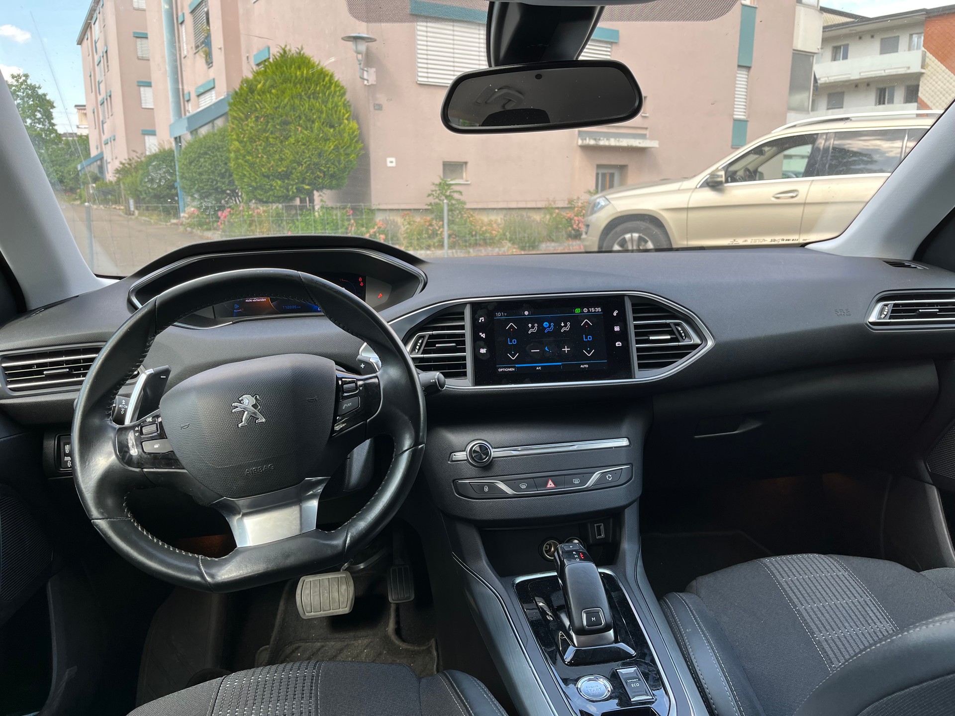 PEUGEOT 308 SW 1.5 BlueHDI Active Pack EAT8-image-12