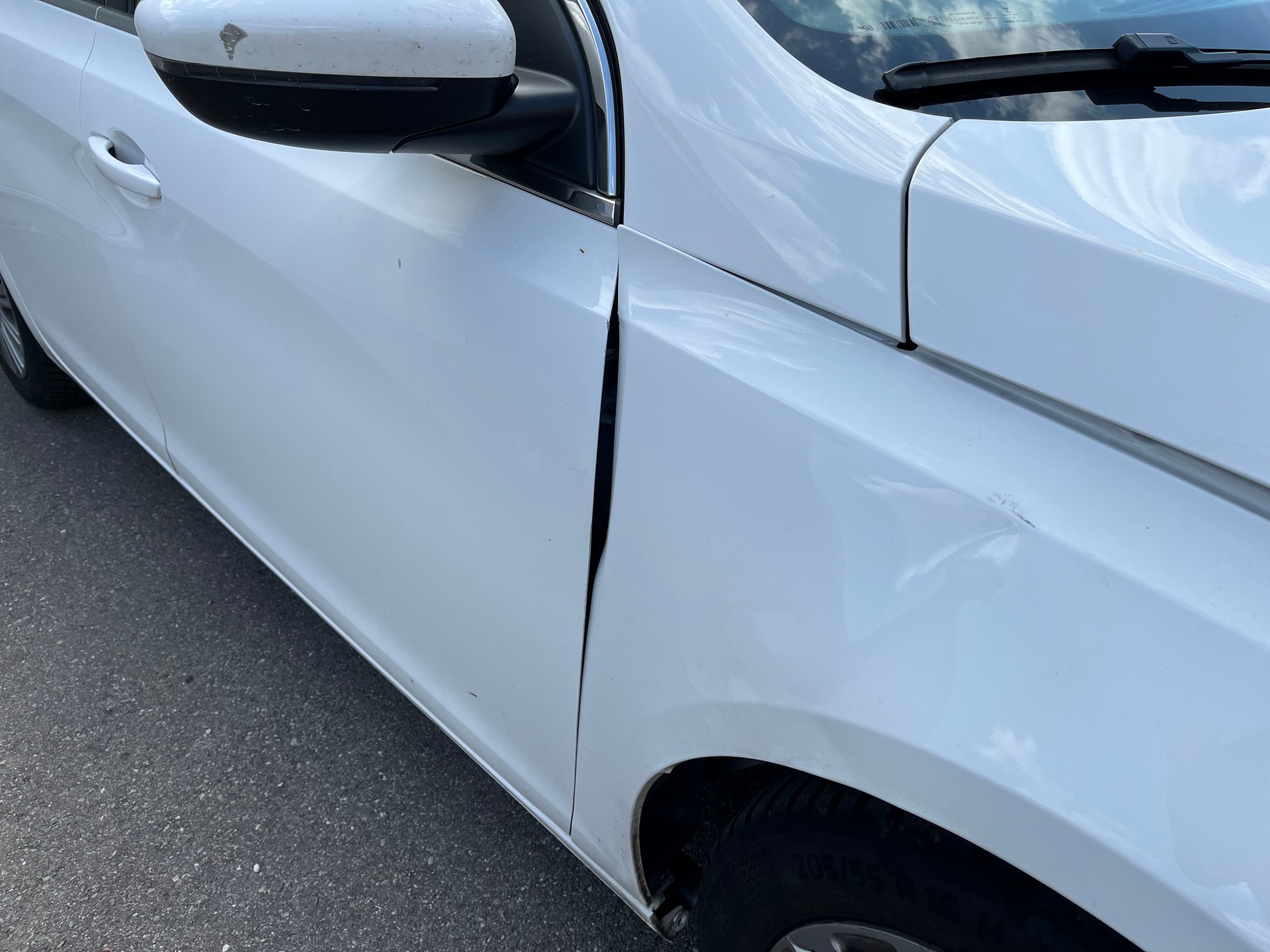 PEUGEOT 308 SW 1.5 BlueHDI Active Pack EAT8-image-3