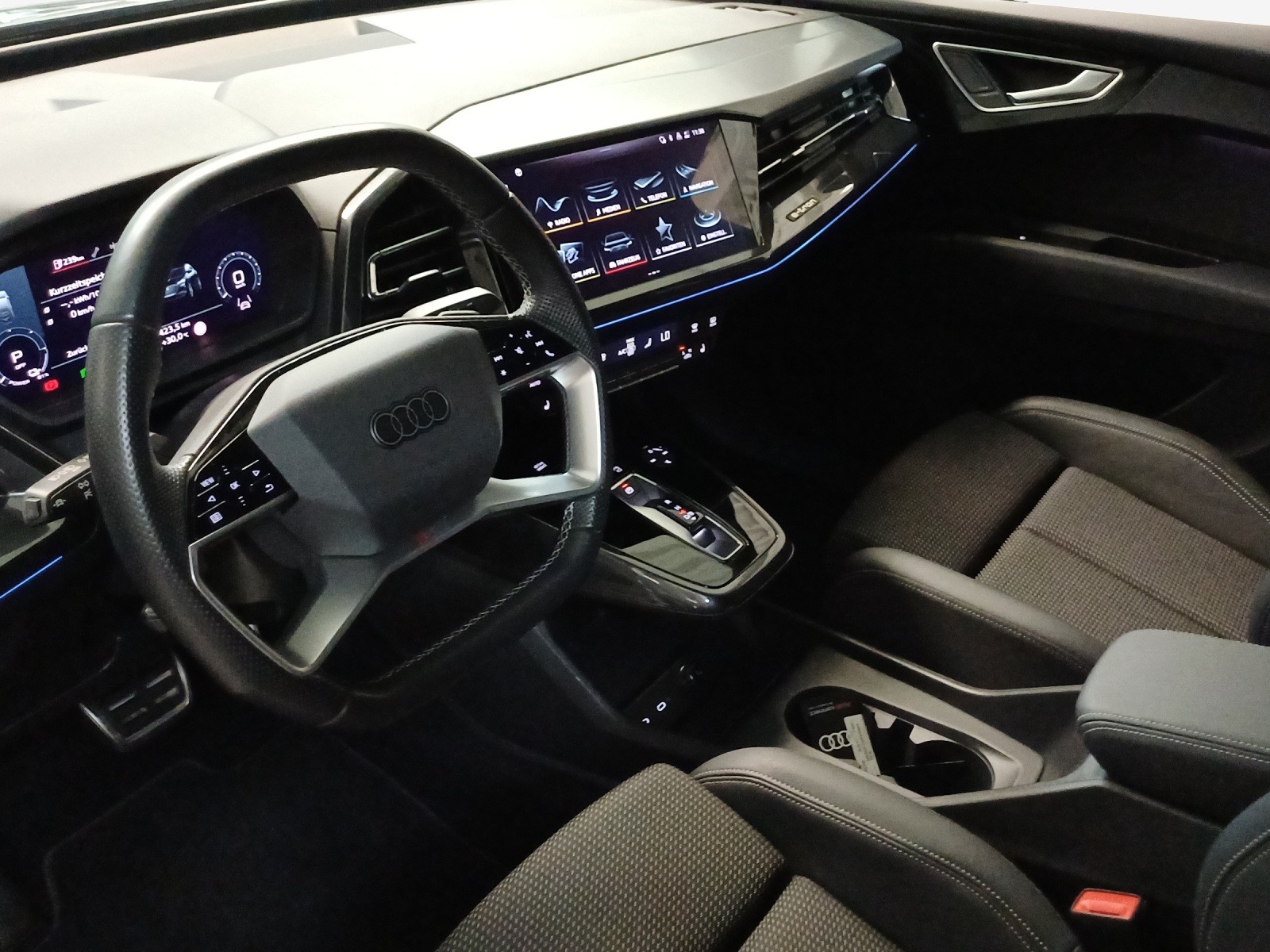AUDI Q4 Sportback e-tron 35-image-11