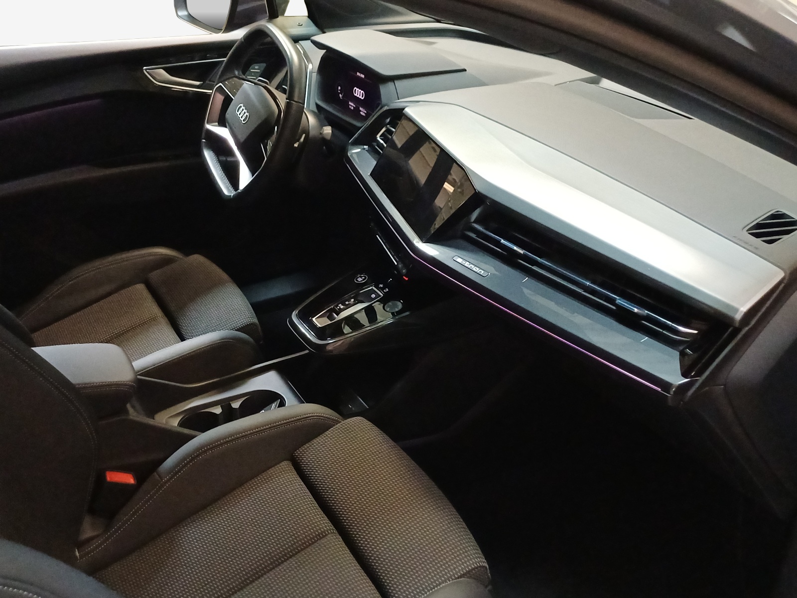 AUDI Q4 Sportback e-tron 35-image-14