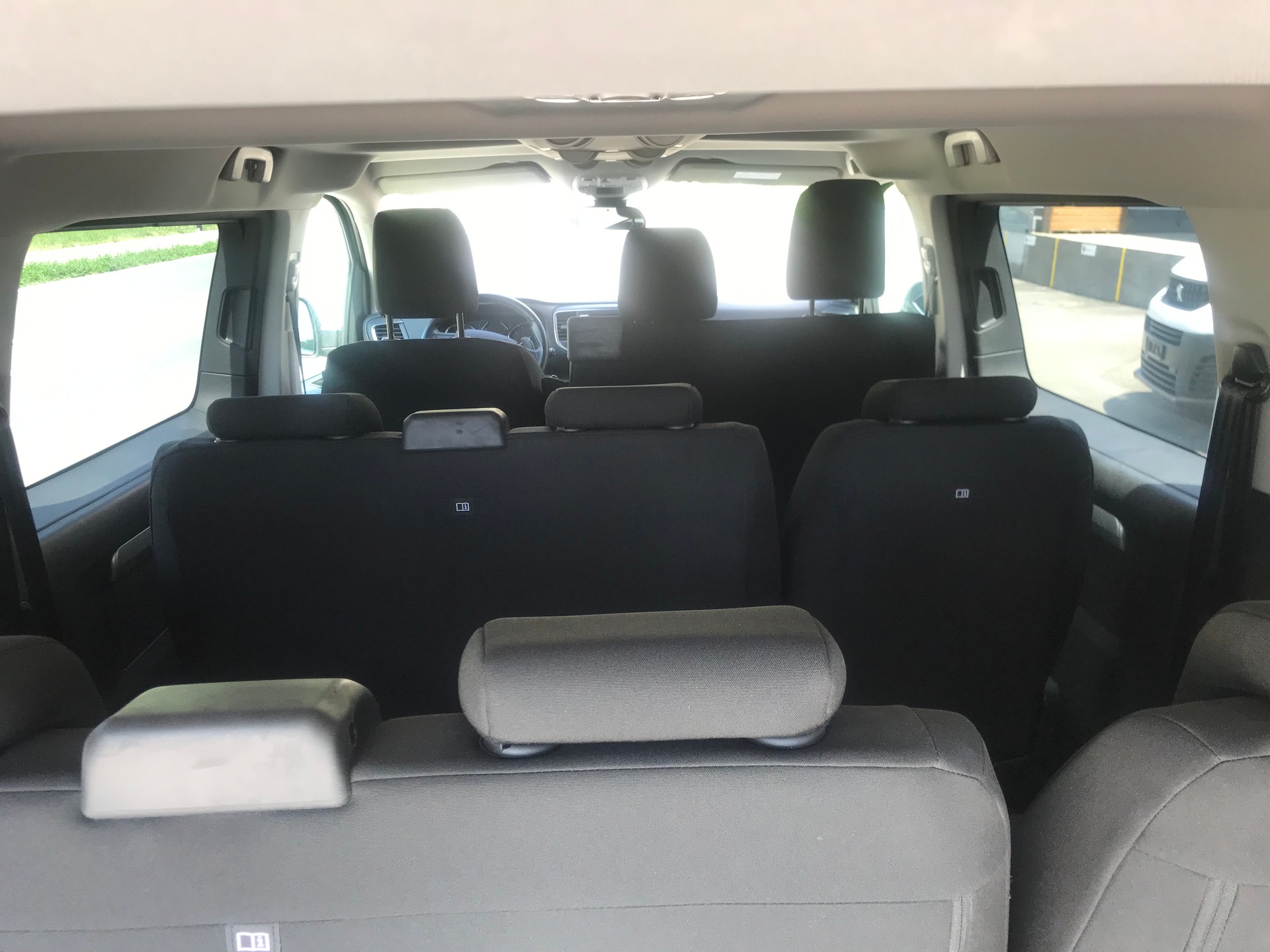 PEUGEOT Traveller 2.0 BlueHDi Business Standard EAT-image-4