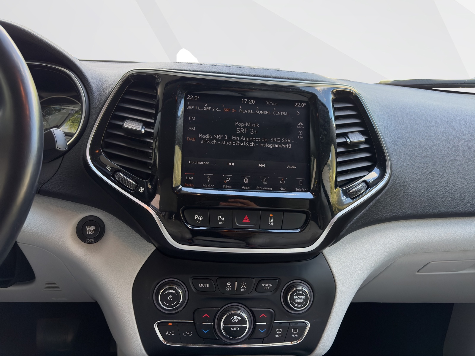 JEEP Cherokee 2.2 D 195 Limited 2 AWD-image-13