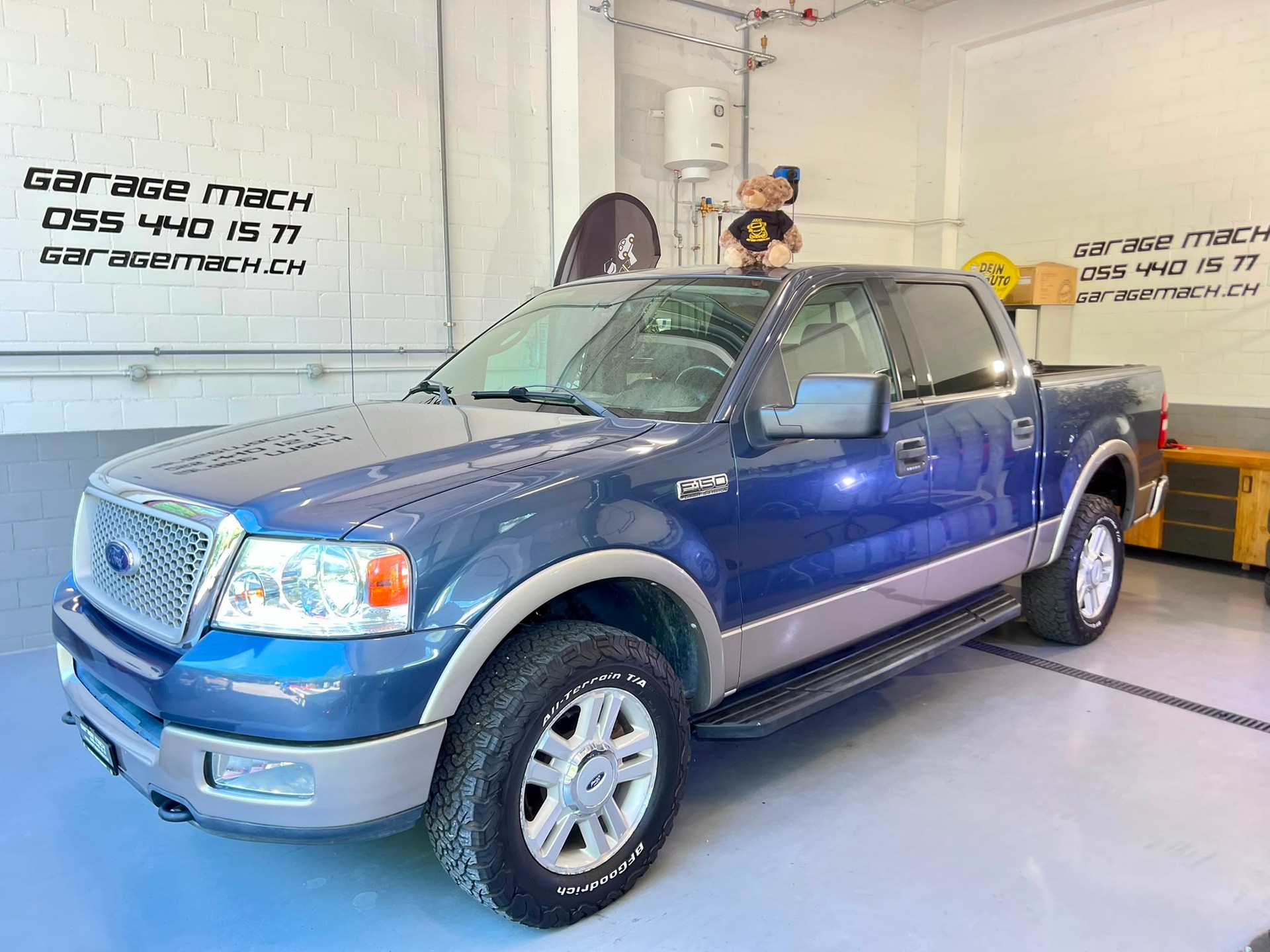 FORD F-150 Lariat 5.4 V8 ✅-image-0