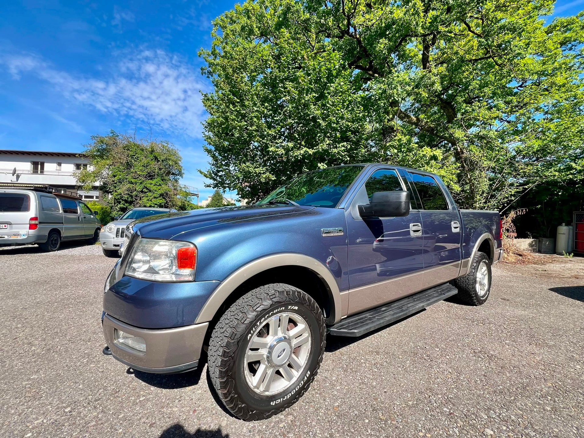 FORD F-150 Lariat 5.4 V8 ✅-image-1
